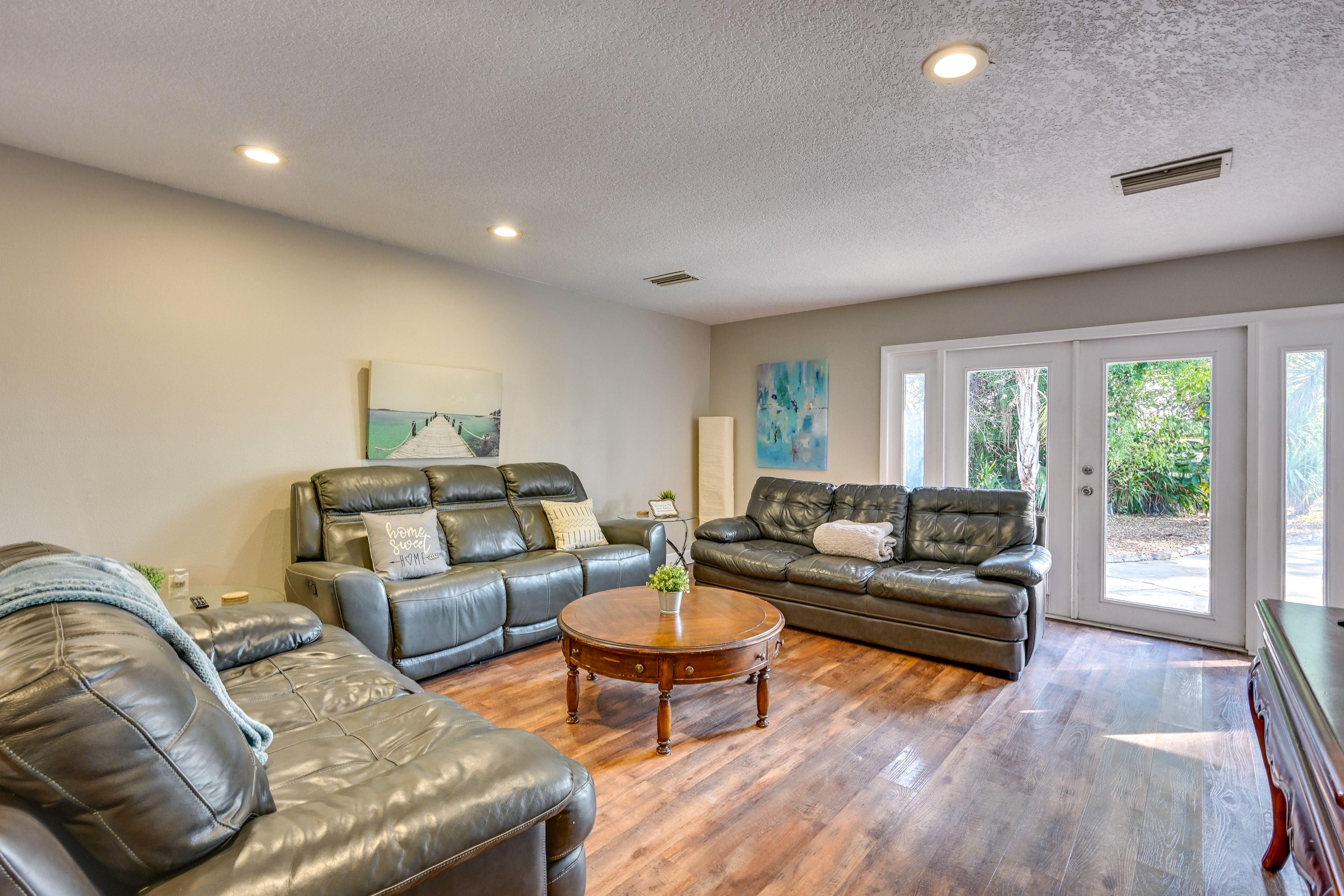 Home 2 | Living Room