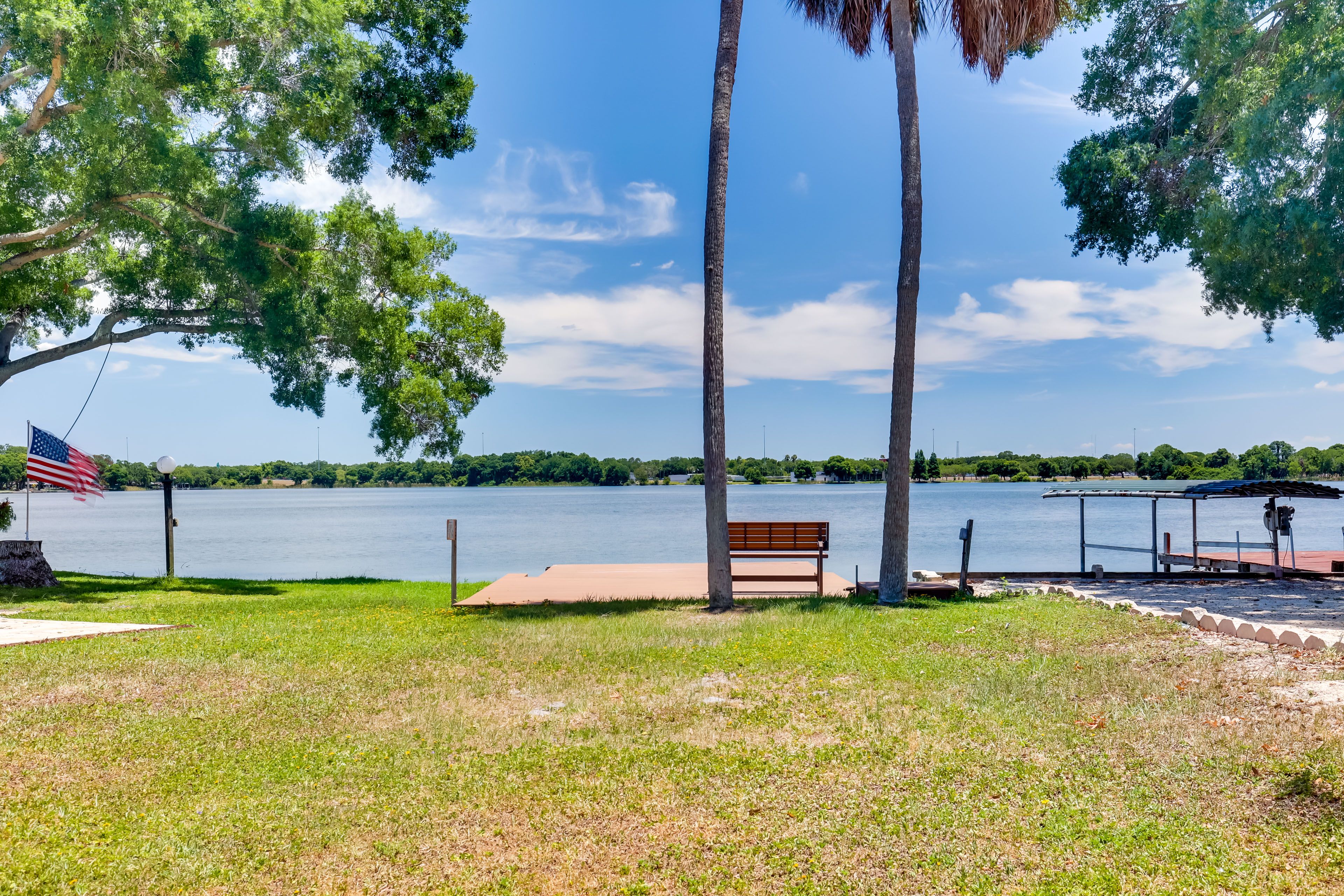 Home 1 | Lake Access & Fishing Dock
