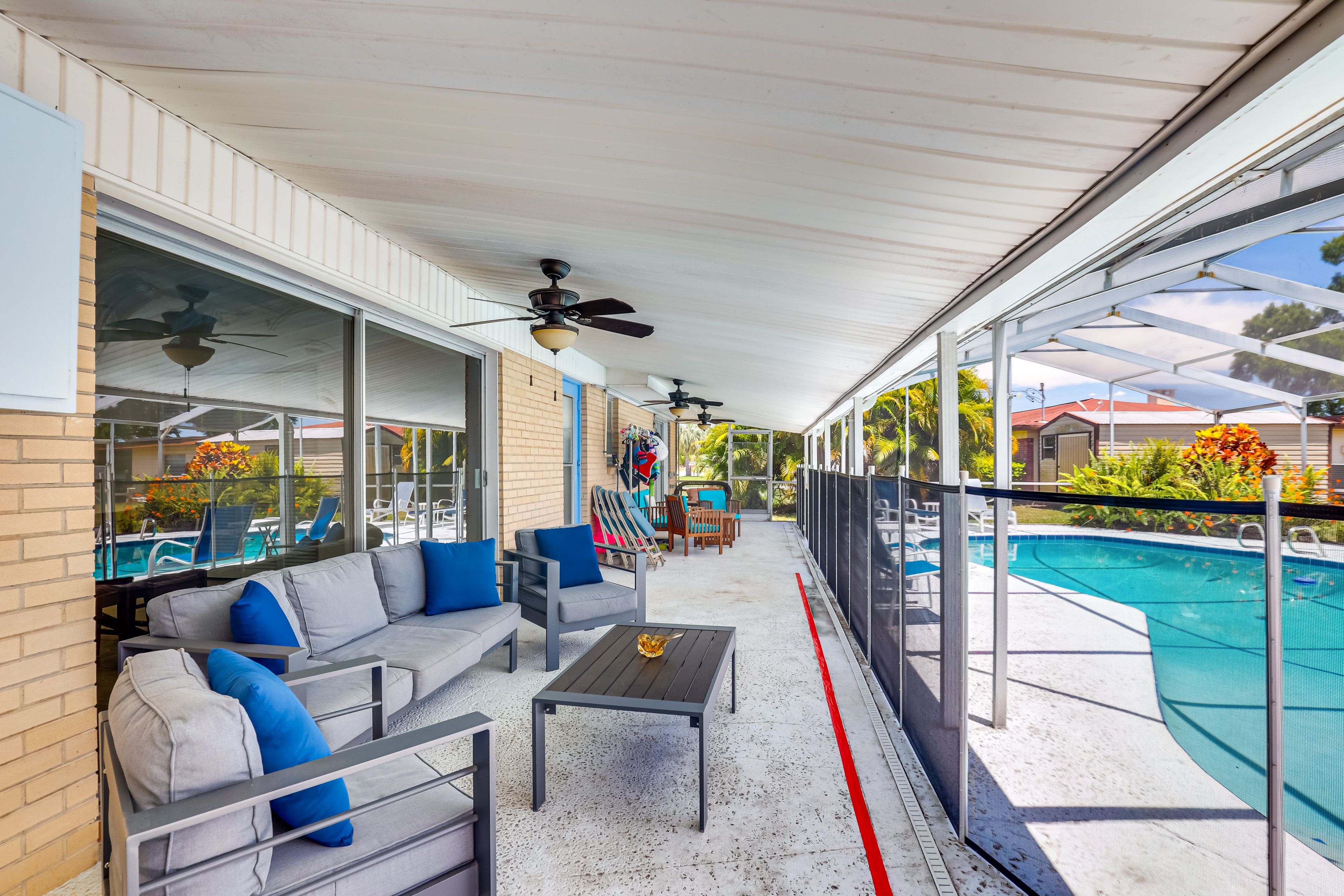 Home 1 | Outdoor Space