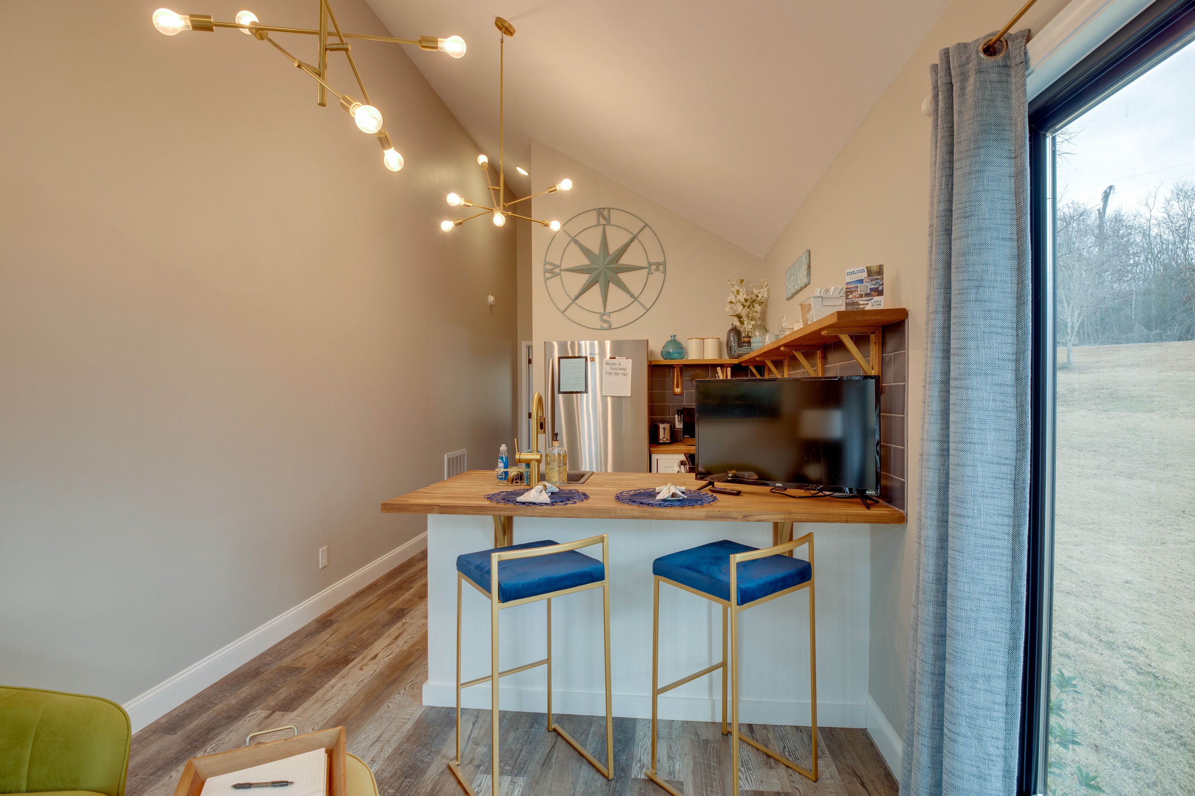 Unit 2 | Dining Area