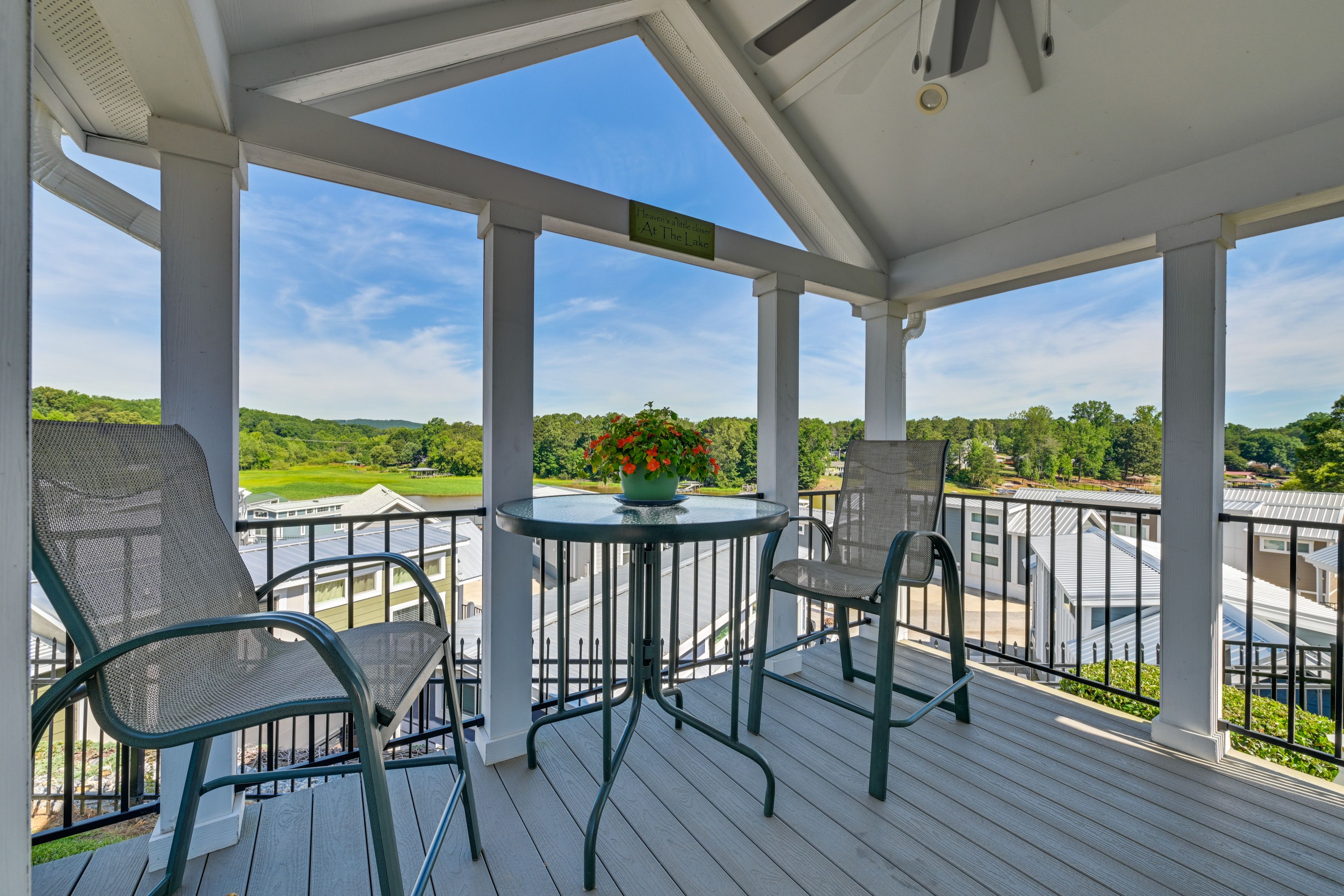 Private Deck