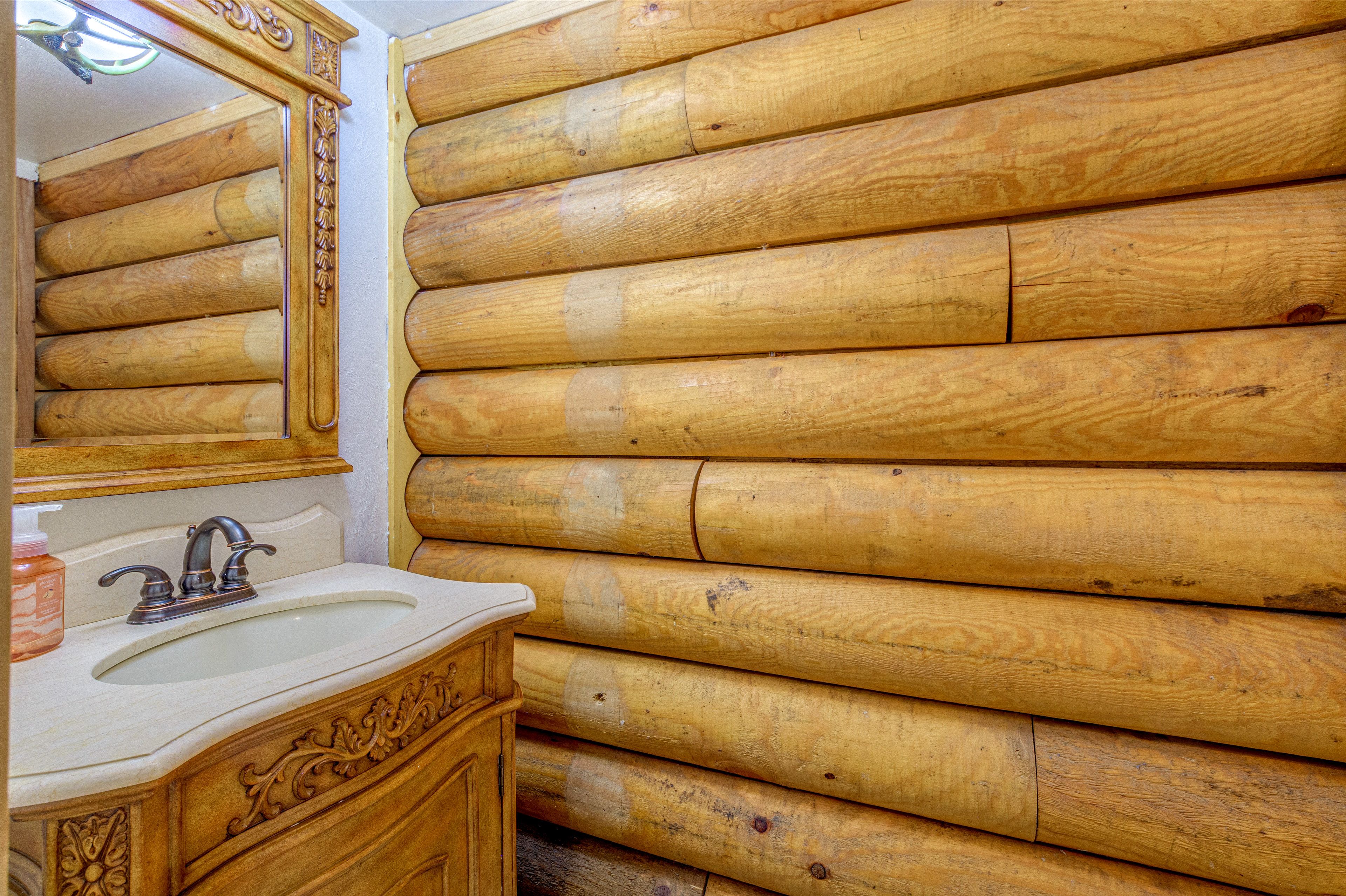 Half Bathroom | 1st Floor