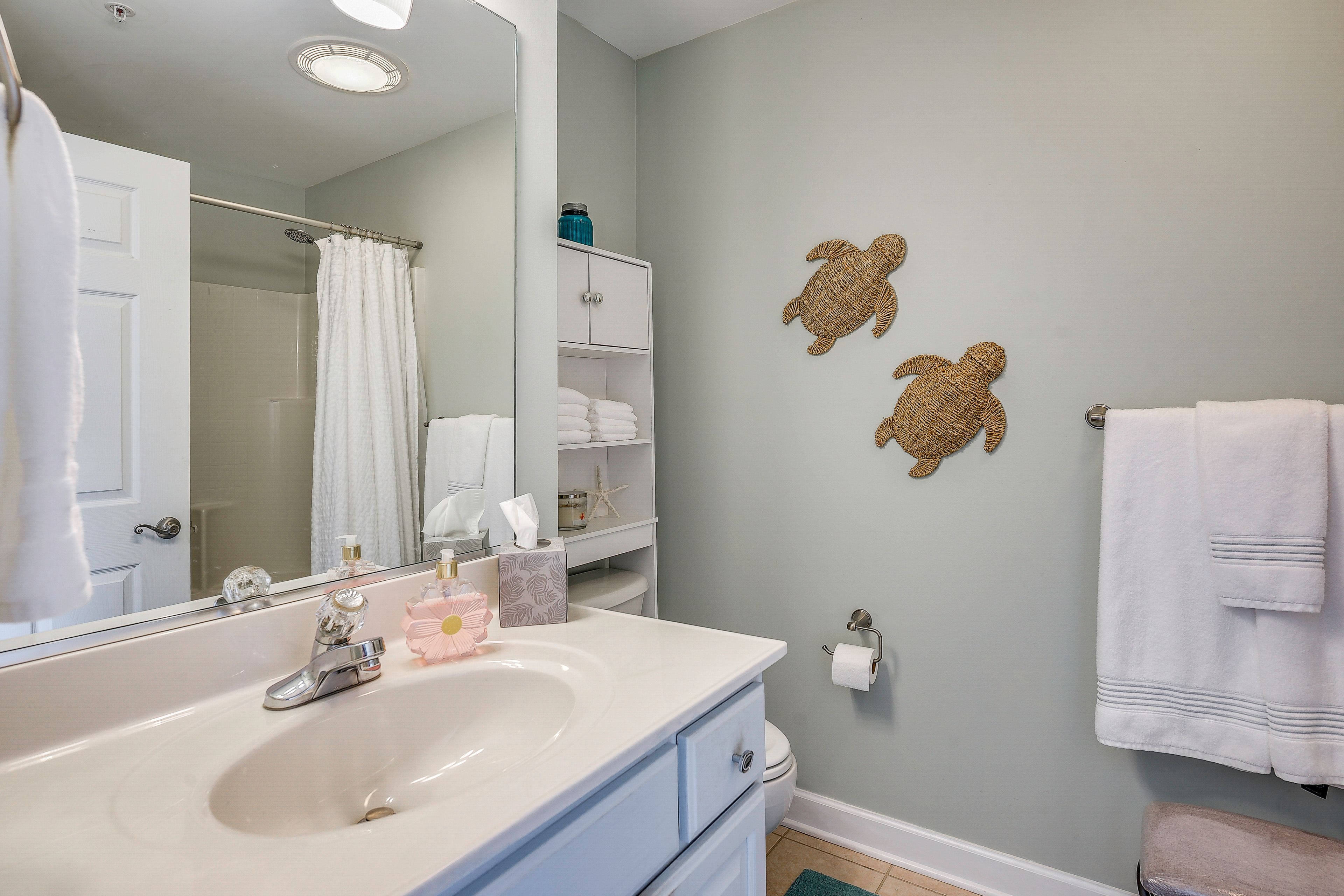 Full Bathroom