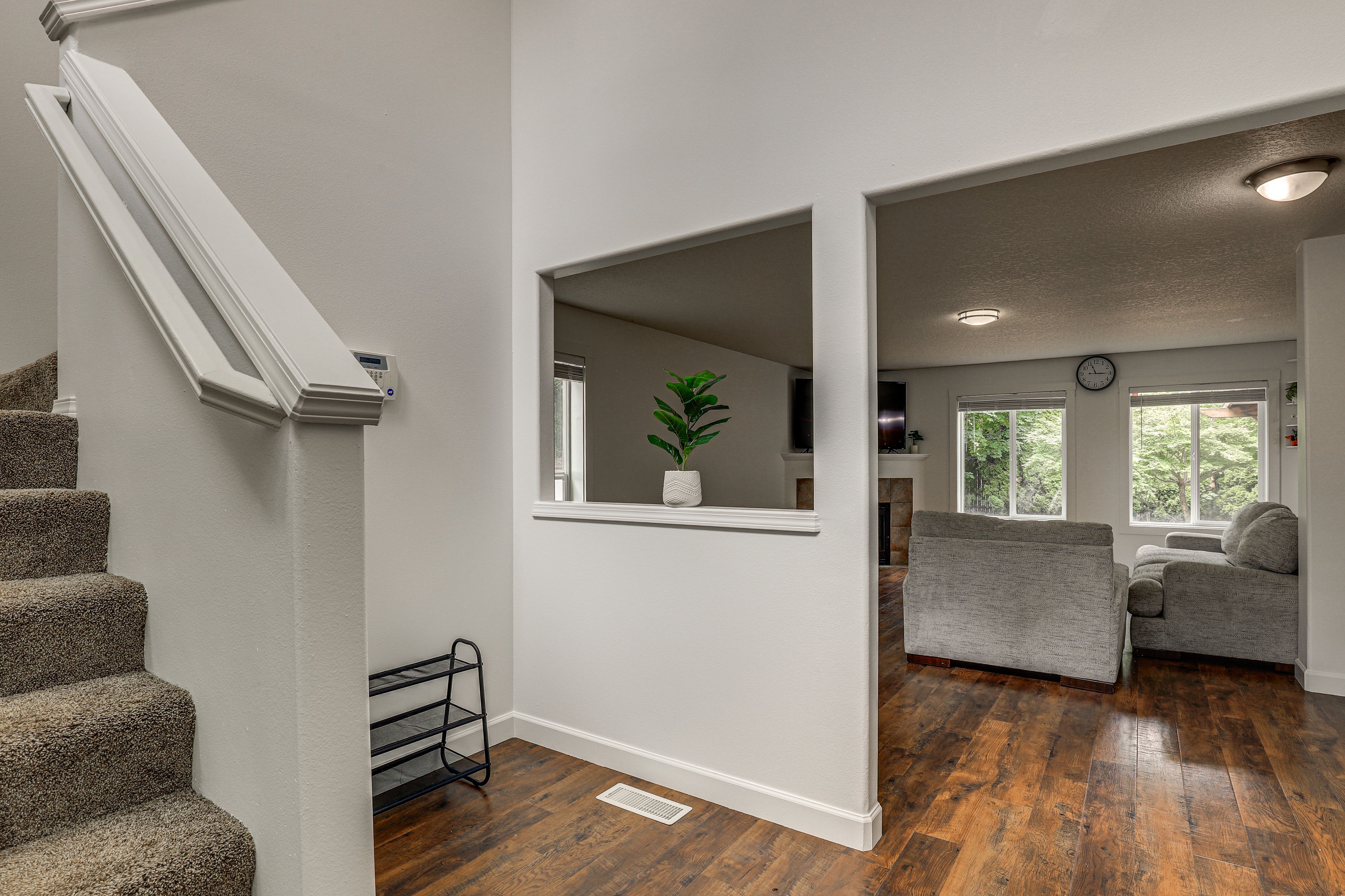 Stairs to 2nd Floor