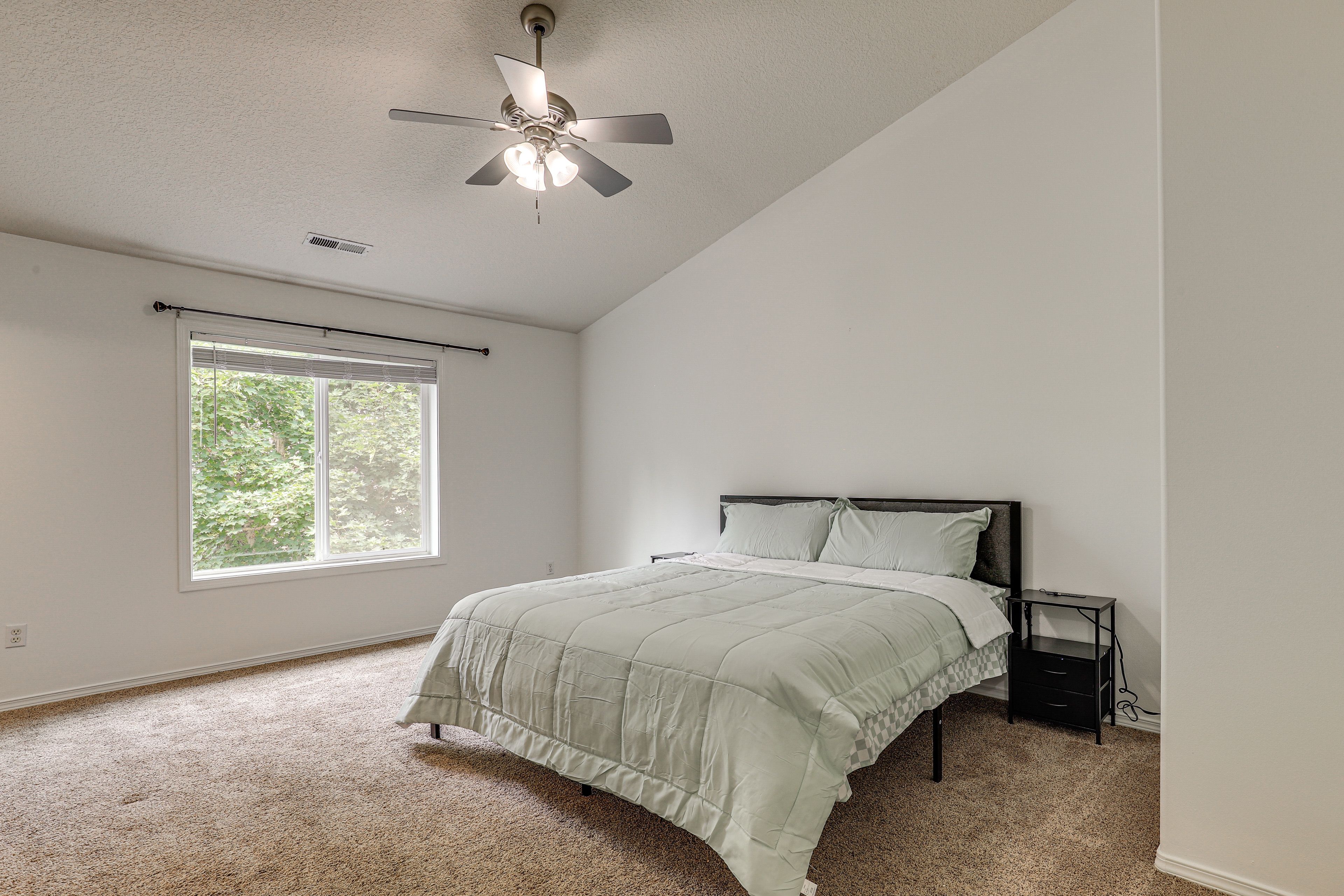 Bedroom 1 | King Bed | 2nd Floor