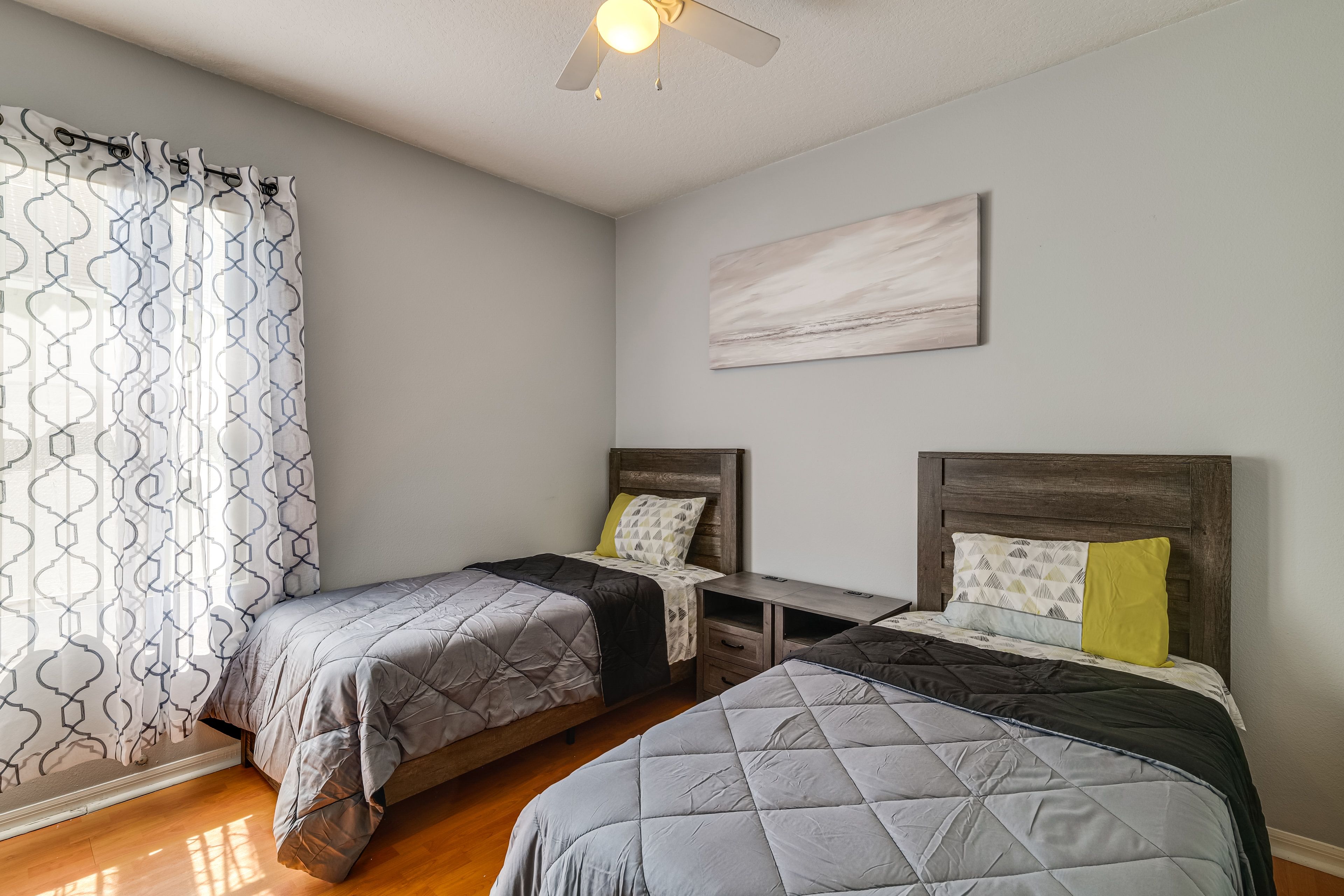 Bedroom 5 | 2 Twin Beds