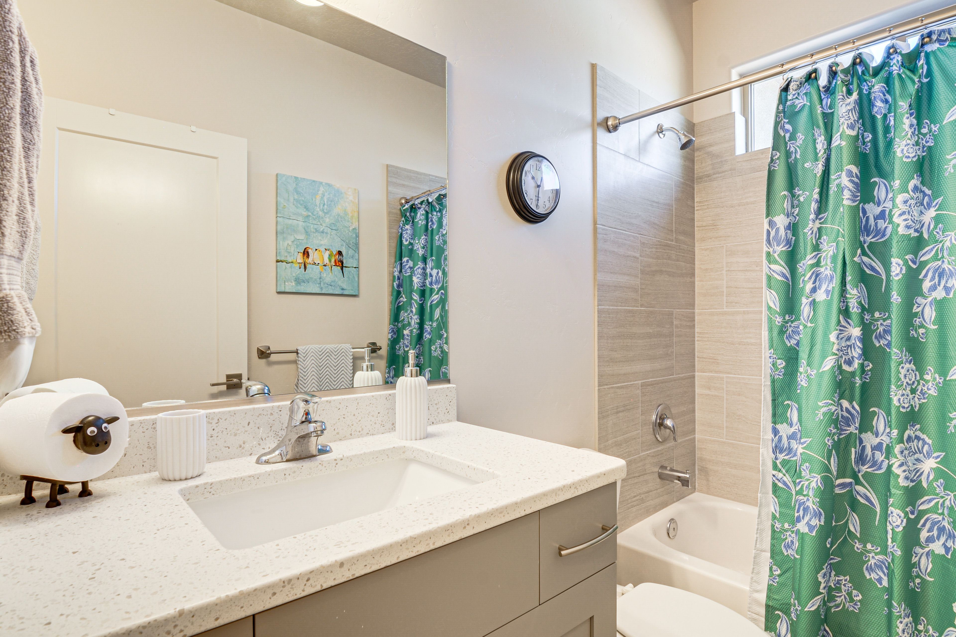 Full Bathroom