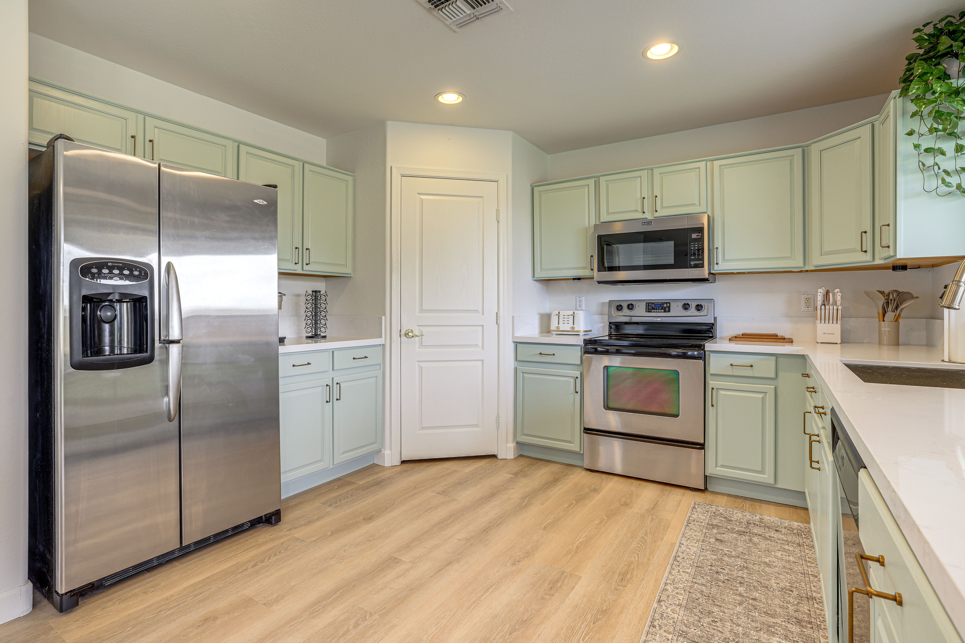 Kitchen | 1st Floor