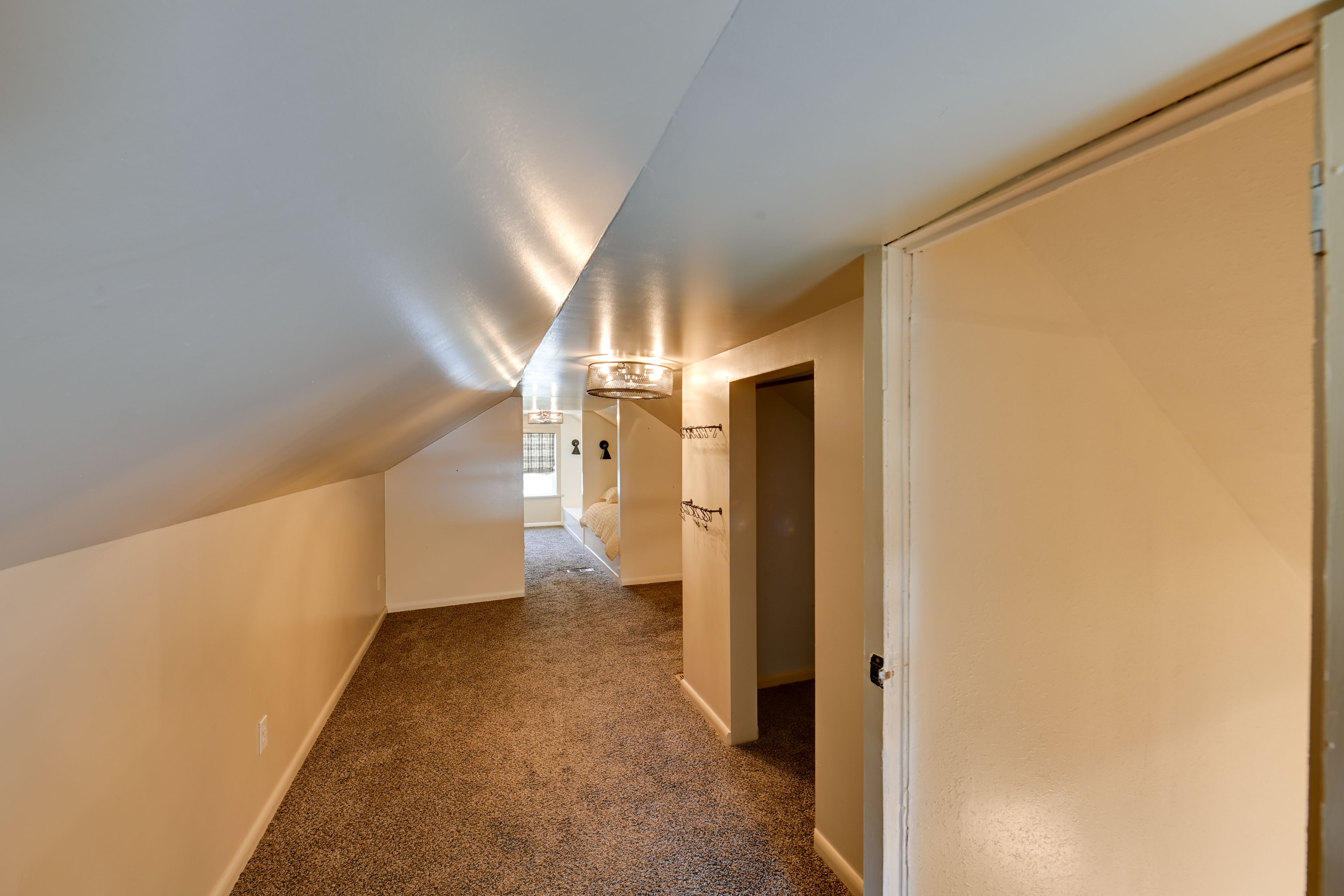 Bedroom 3 | 2 Twin Beds | 2nd Floor