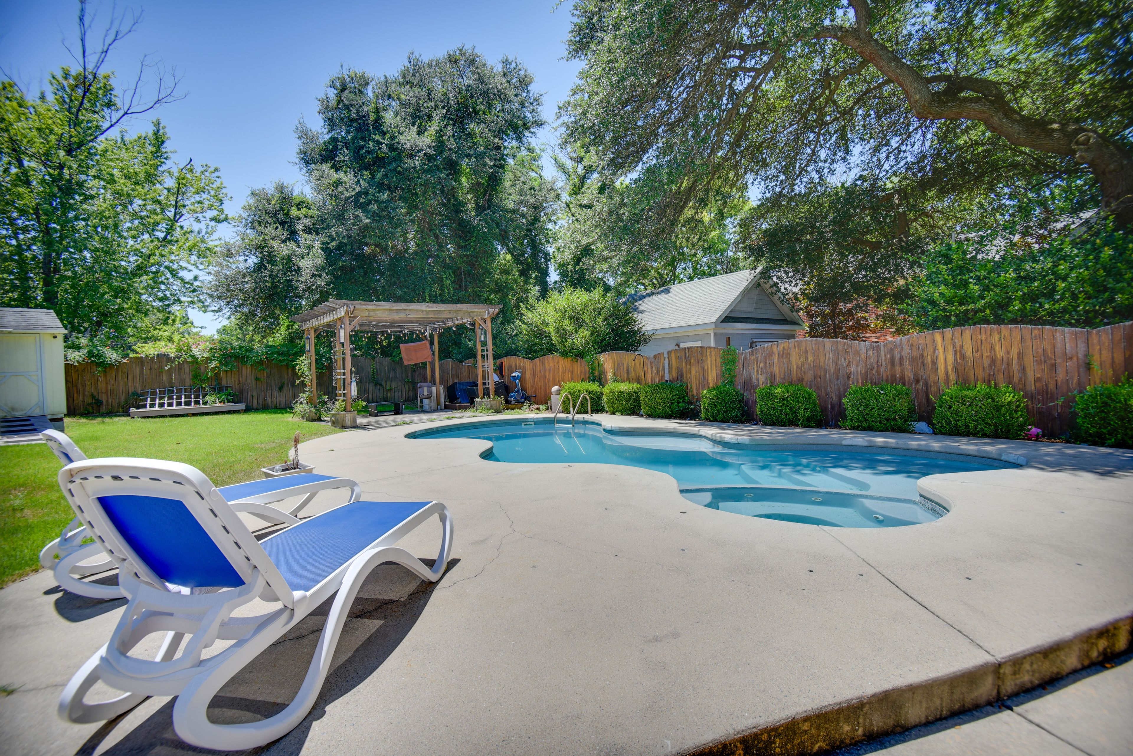 Backyard | Children's Shallow Pool