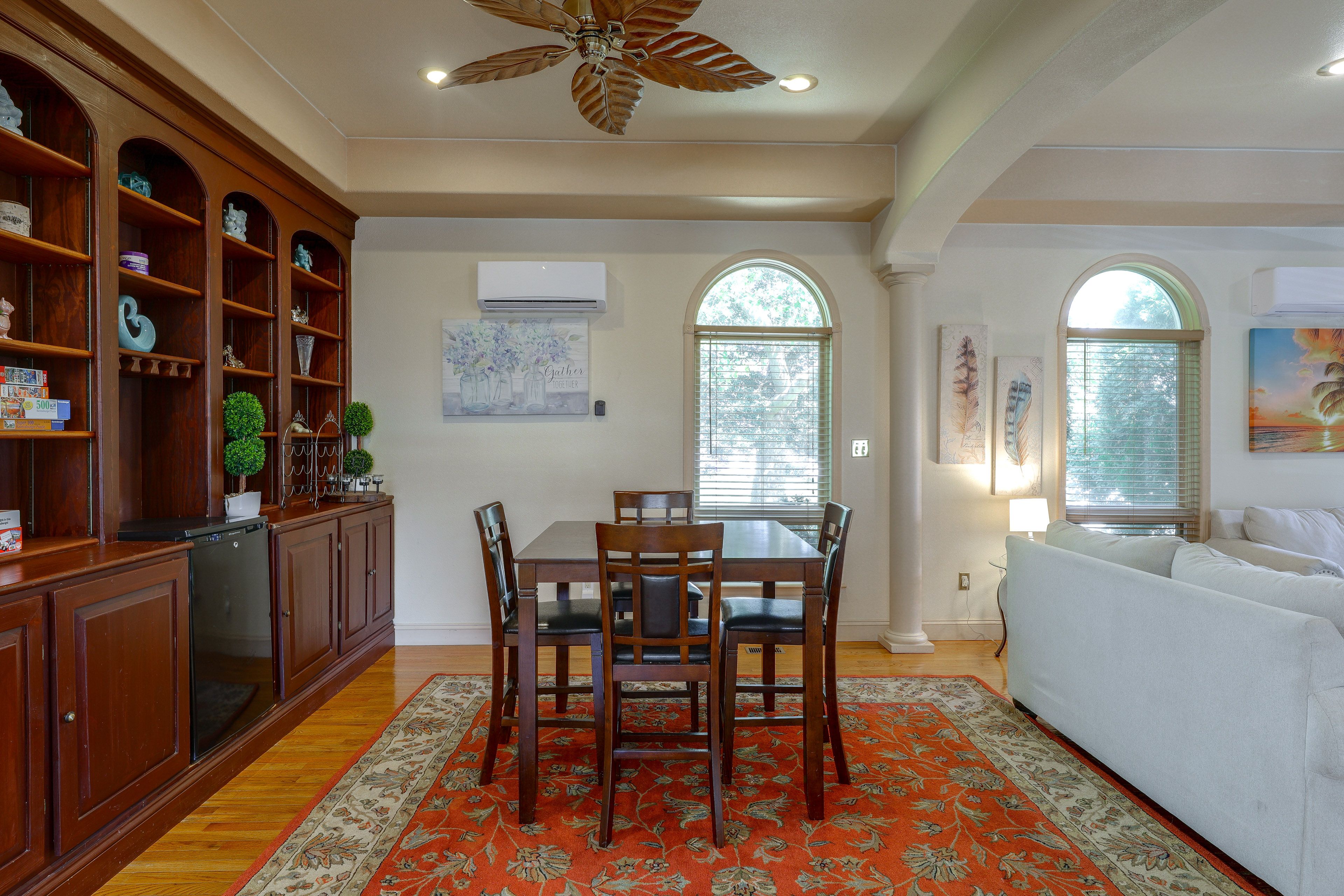Breakfast Nook