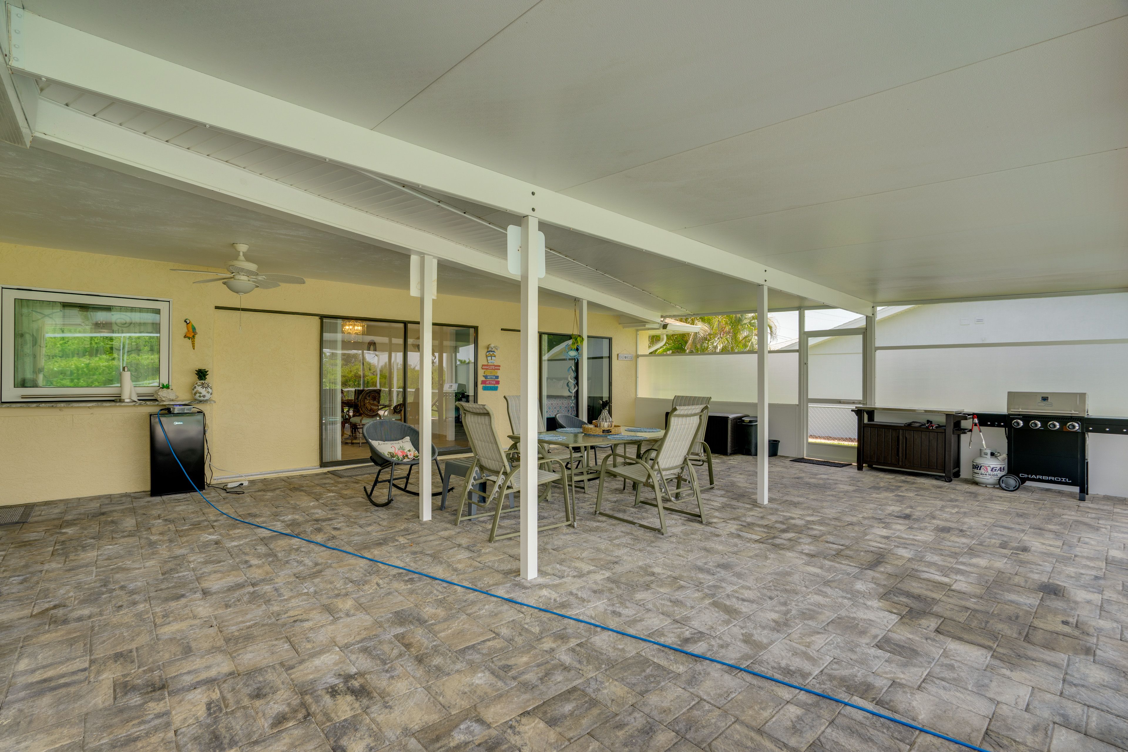 Furnished Lanai w/ Private Pool (Not Heated)