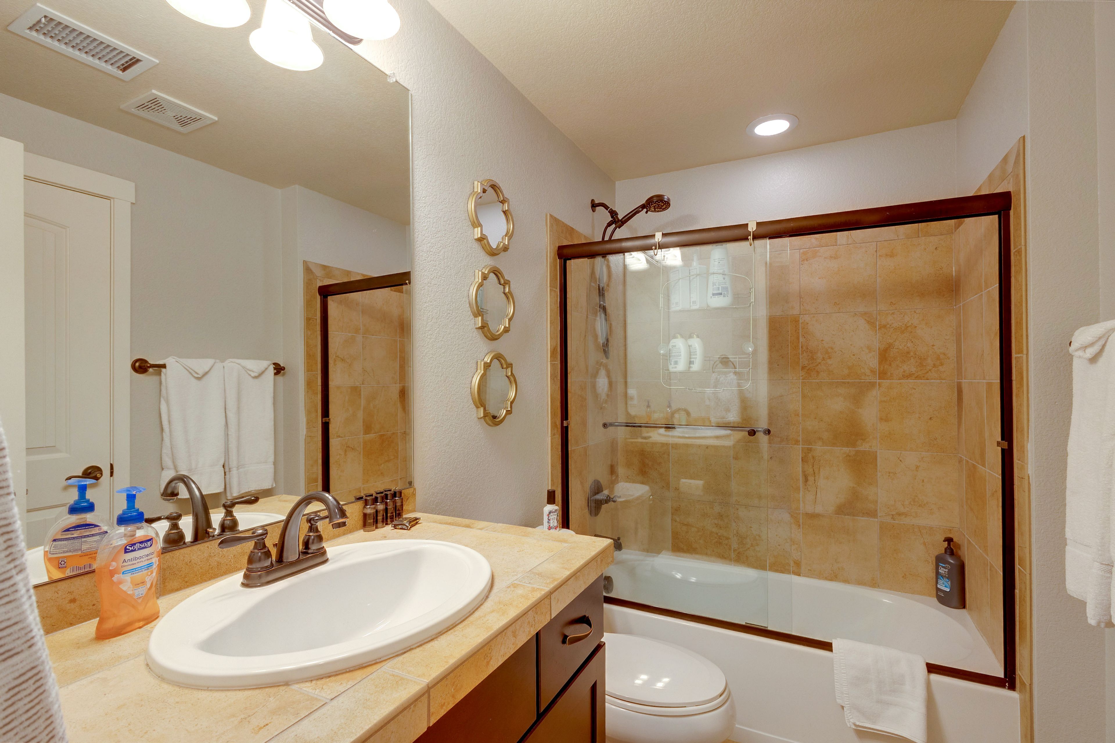 Full Bathroom | Lower Level