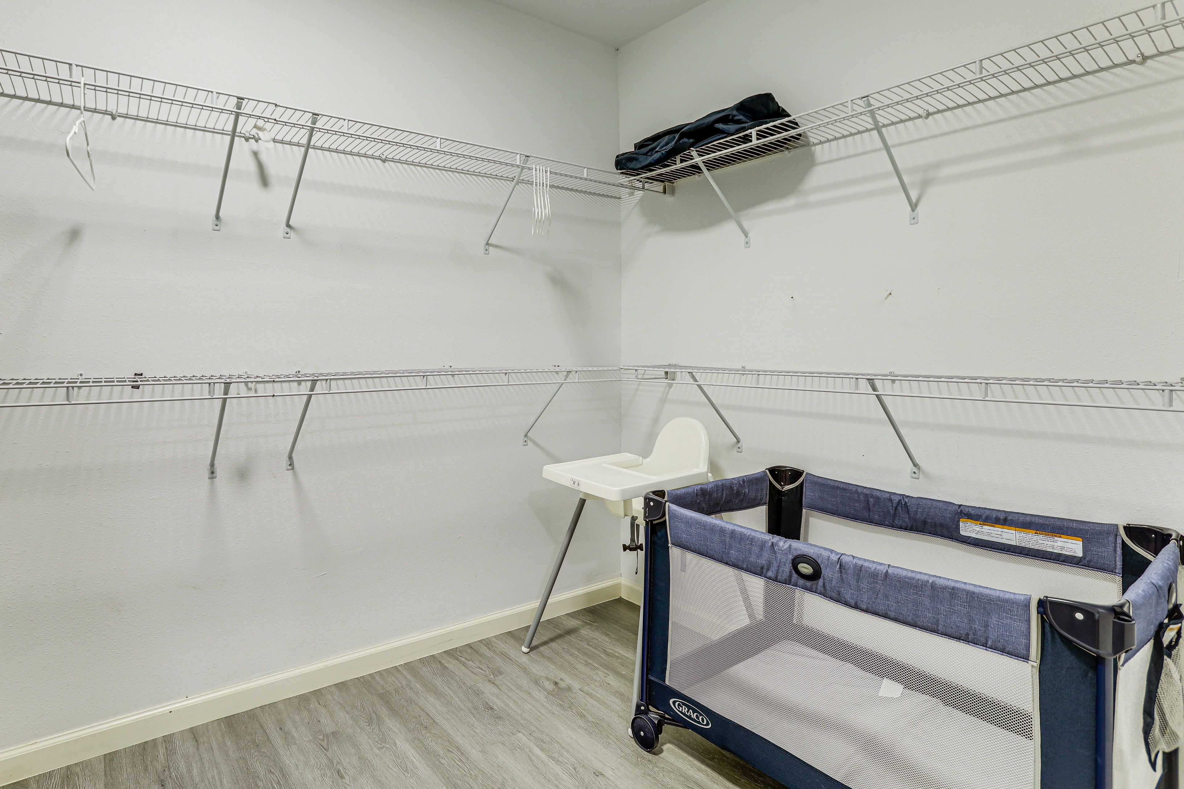 Closet | Portable Crib | High Chair