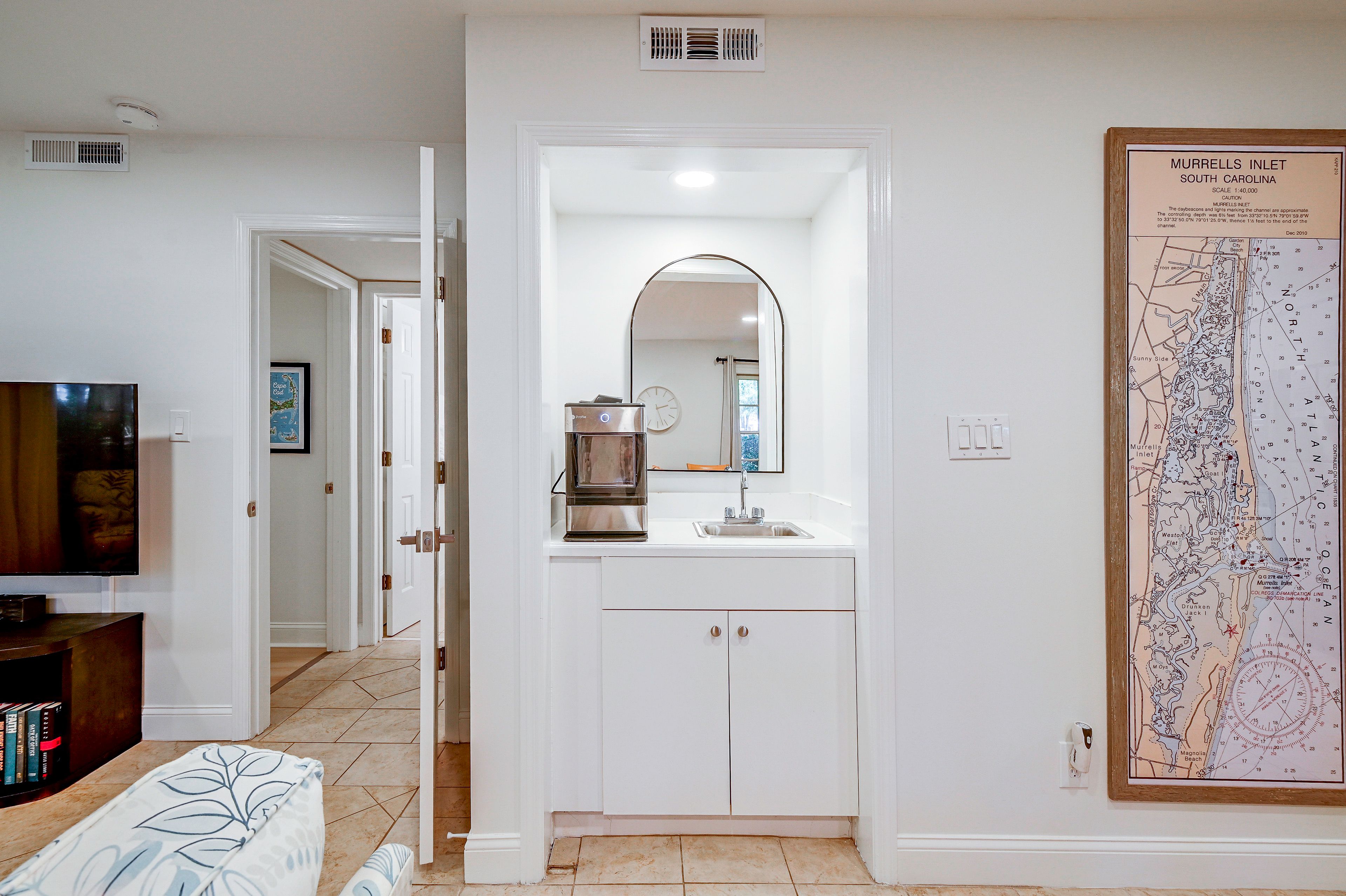 Bar Area | Ice Maker