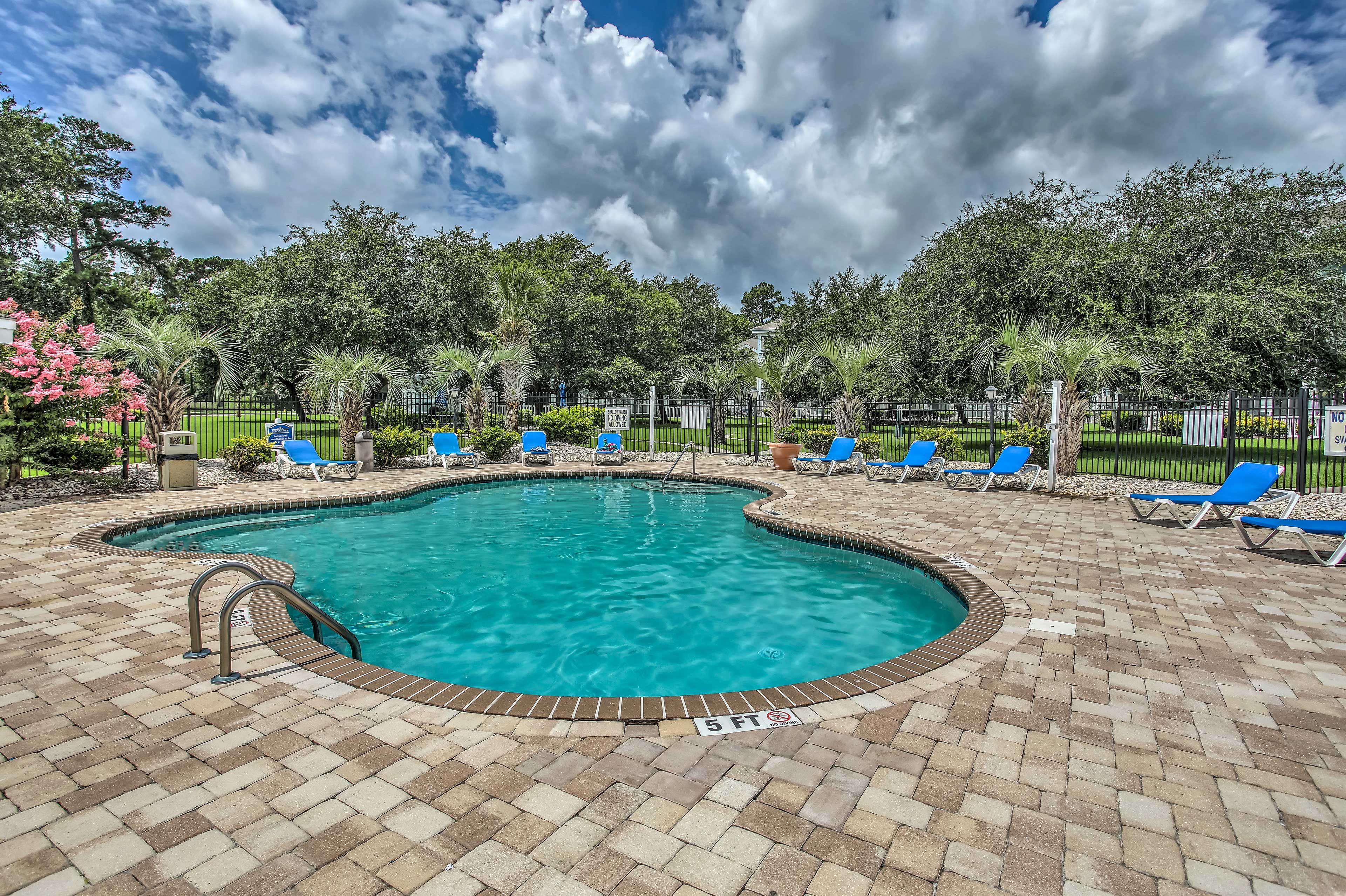 Magnolia Place | Community Pool
