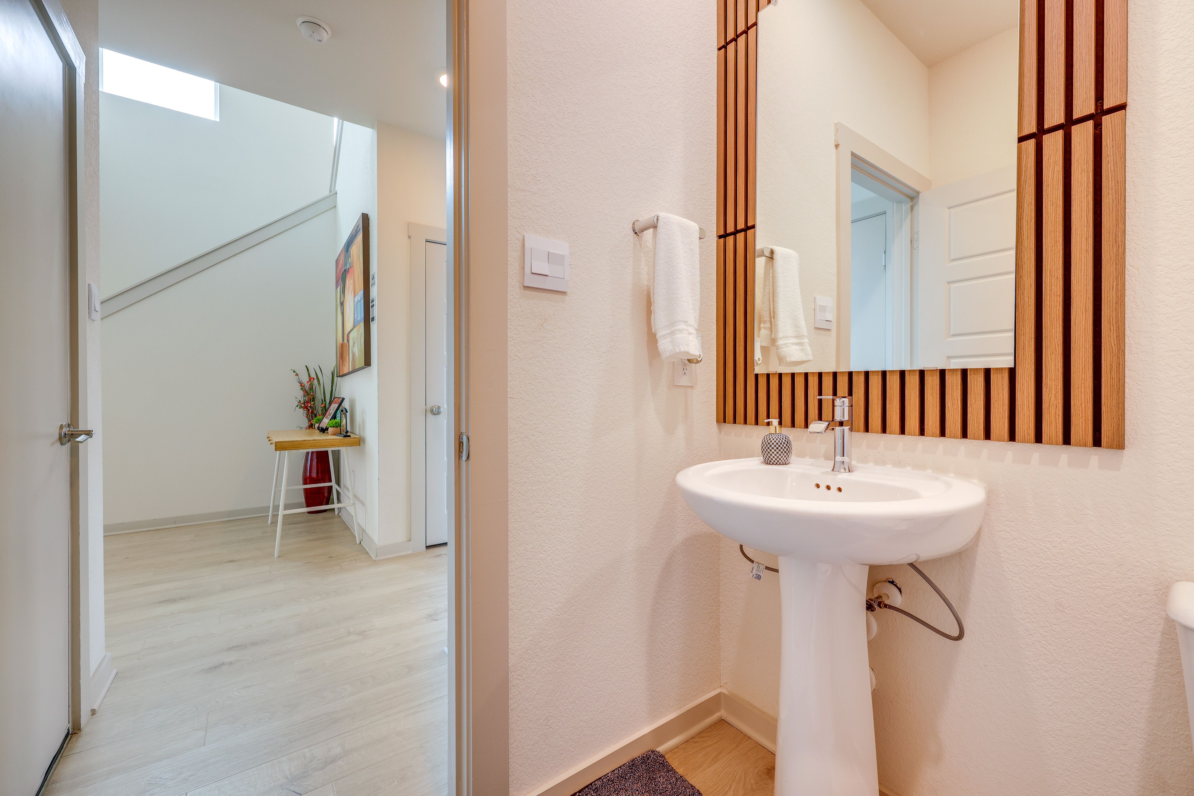 Half Bathroom | 1st Floor
