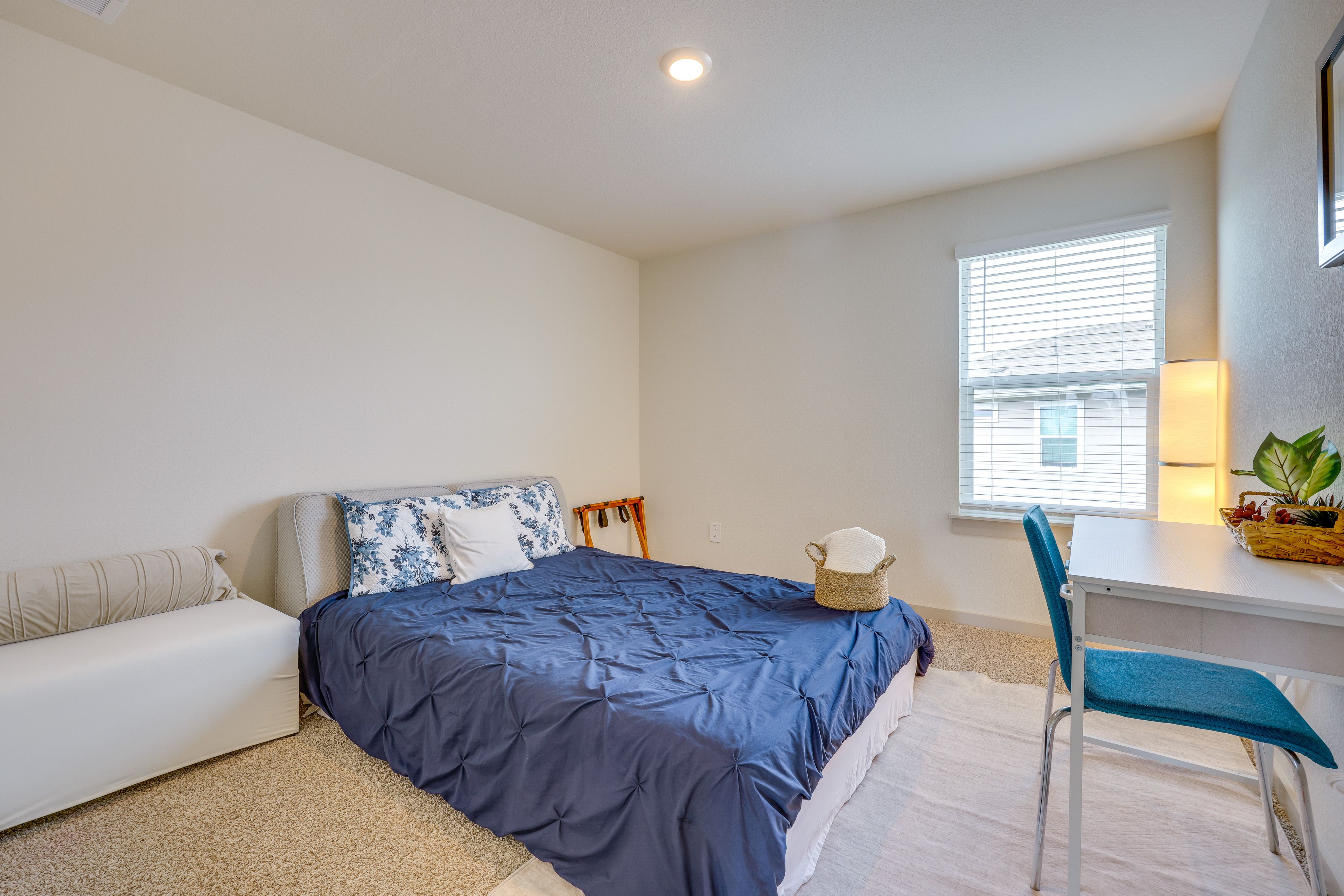 Bedroom 2 | Queen Bed | 2nd Floor