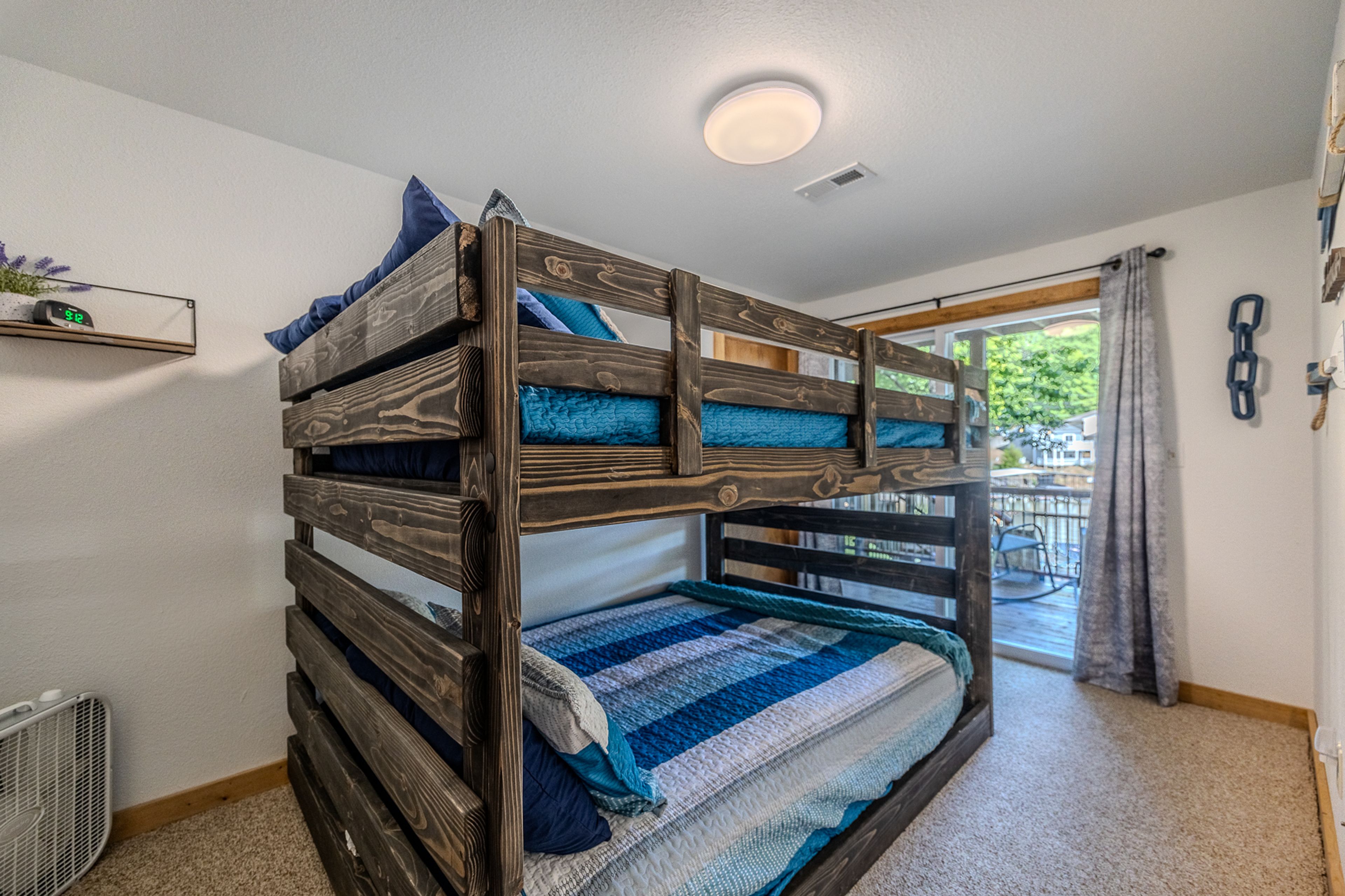 Bedroom 4 | Queen Bunk Bed | Lower Floor