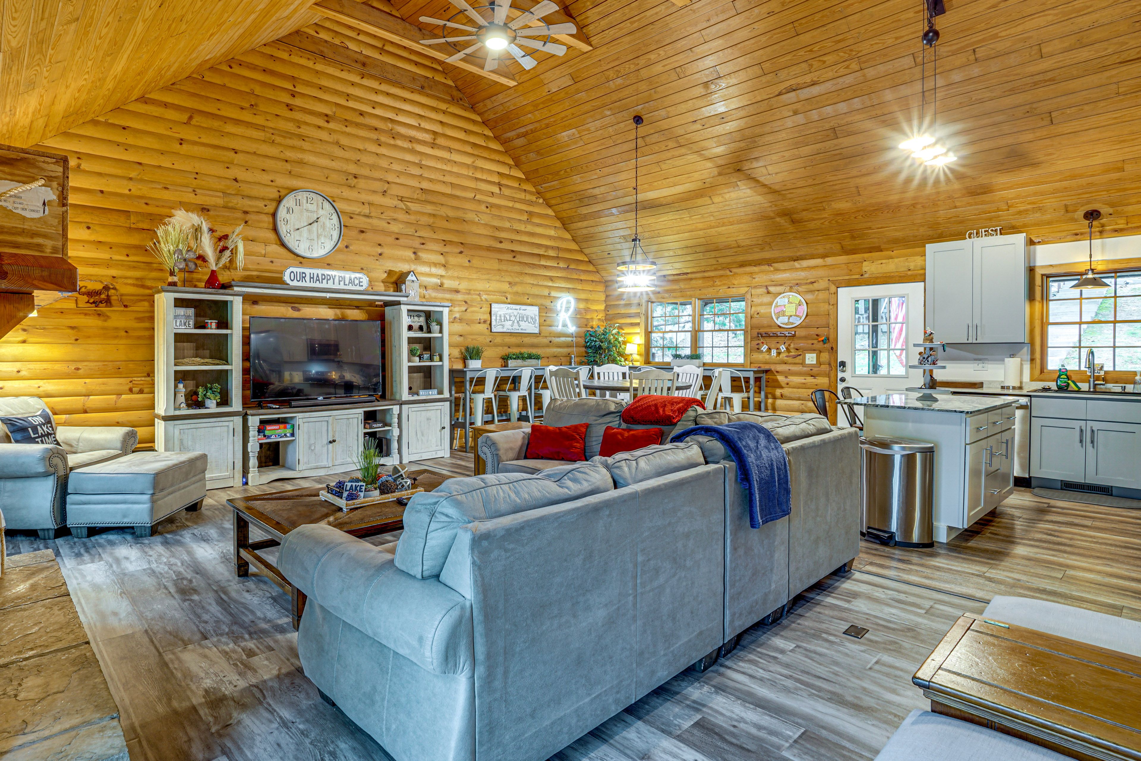 Osage Beach Vacation Rental | 4BR | 3BA | 2,000 Sq Ft