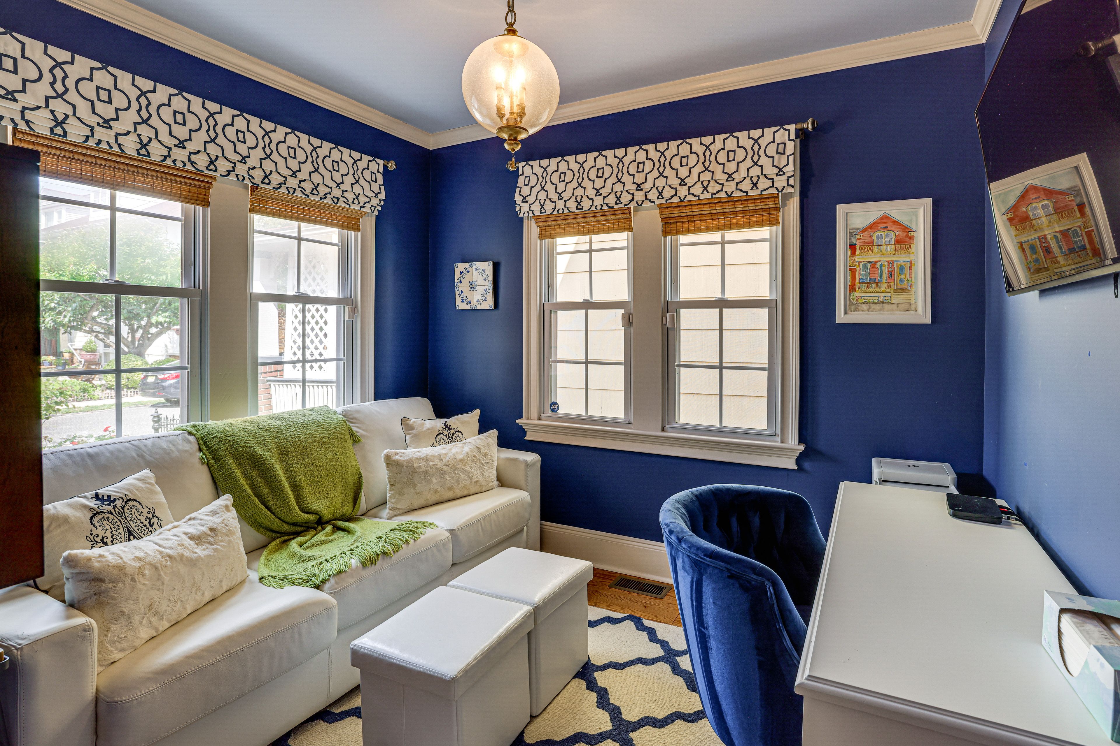 Office | Queen Sleeper Sofa | 1st Floor