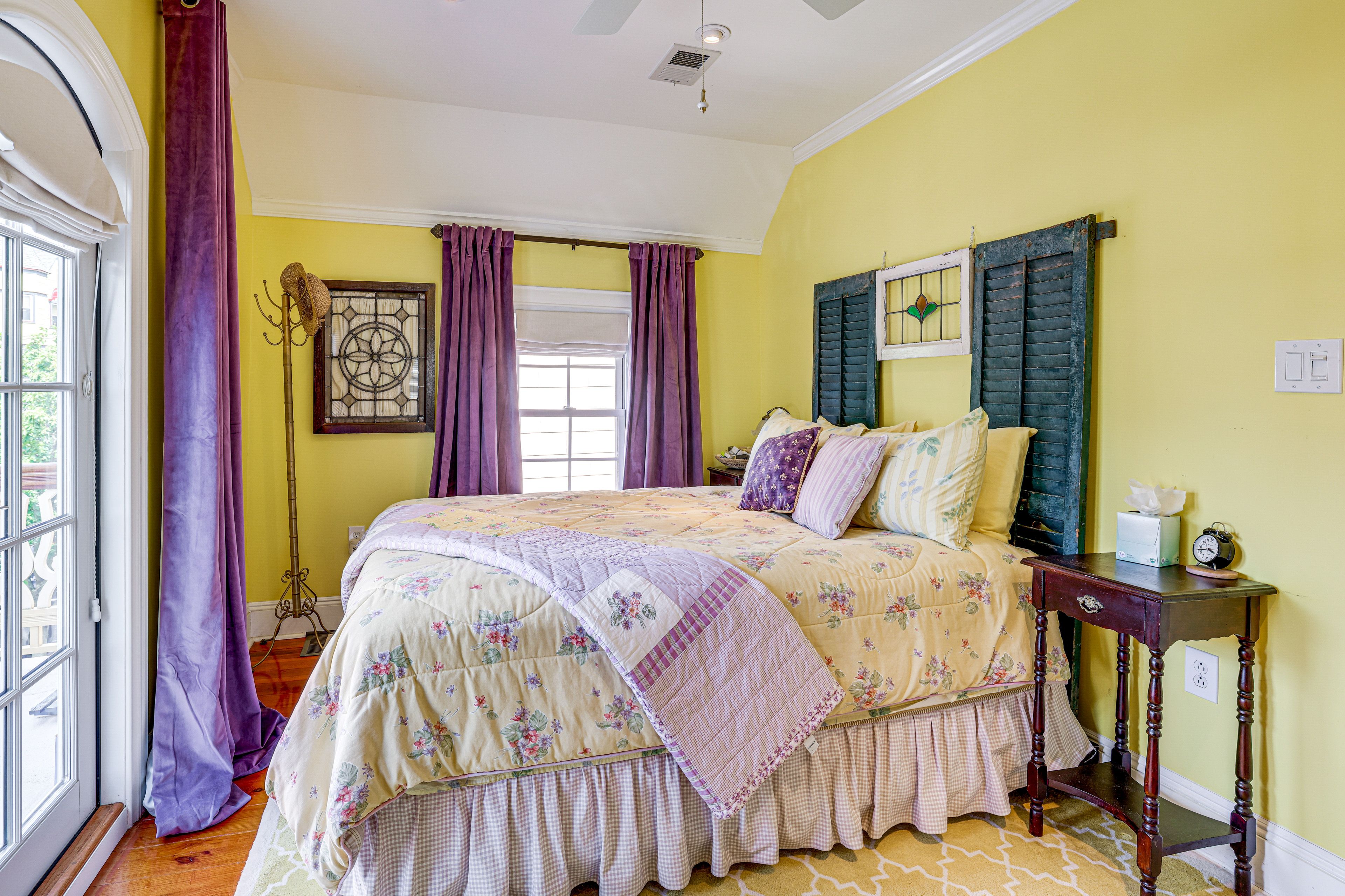 Bedroom 1 | Queen Bed | 2nd Floor