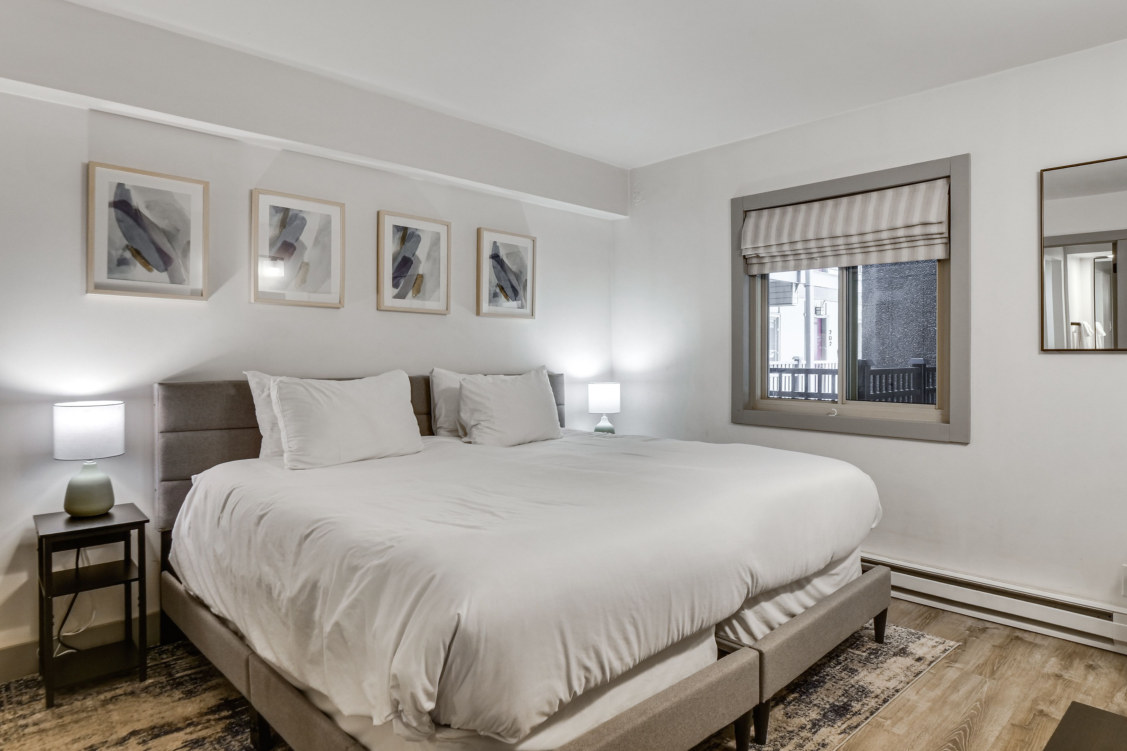 Bedroom 2 | King Bed (Convertible to 2 Twin XL Beds)
