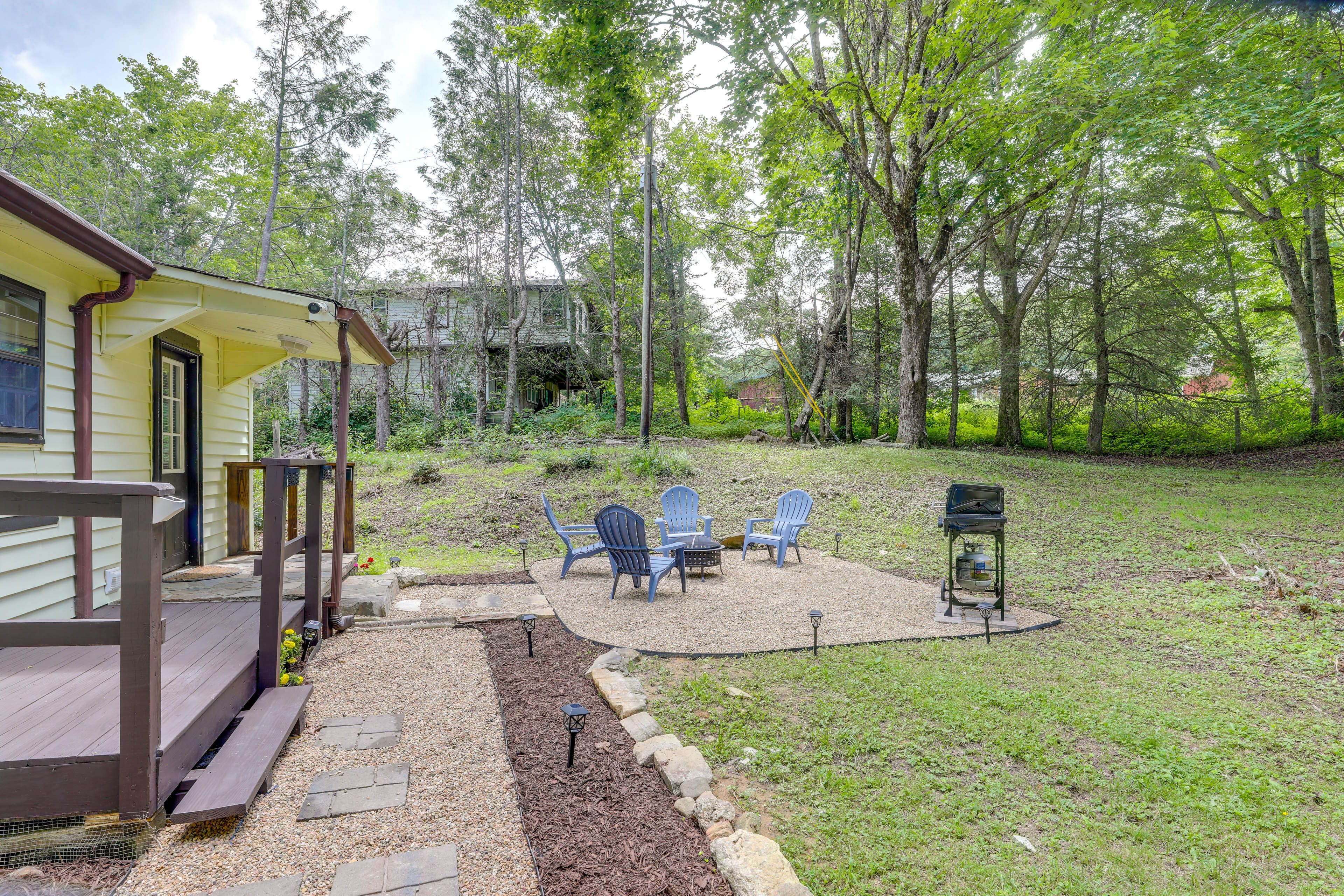 Exterior | Furnished Patio | Fire Pit | Grill
