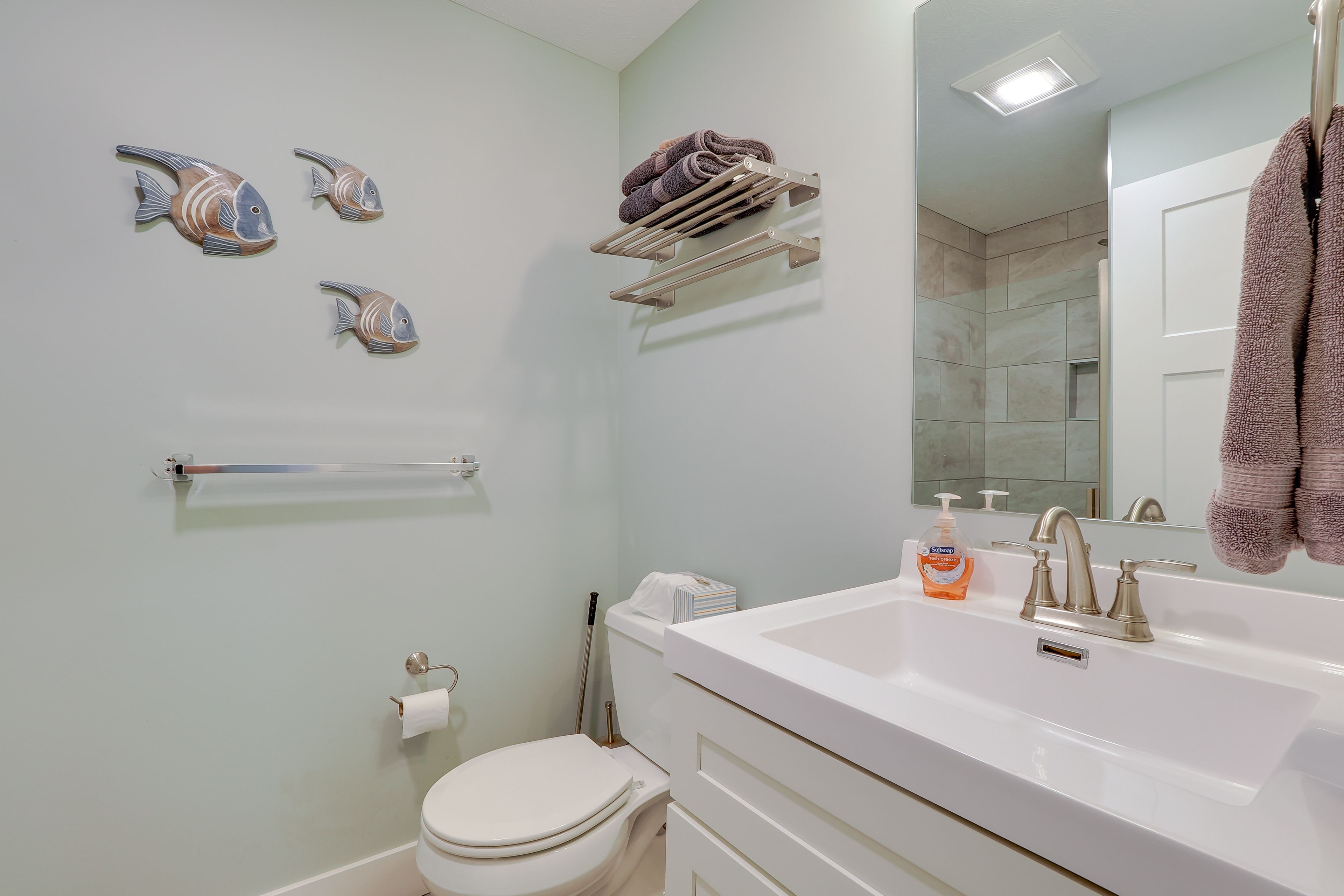 Full Bathroom