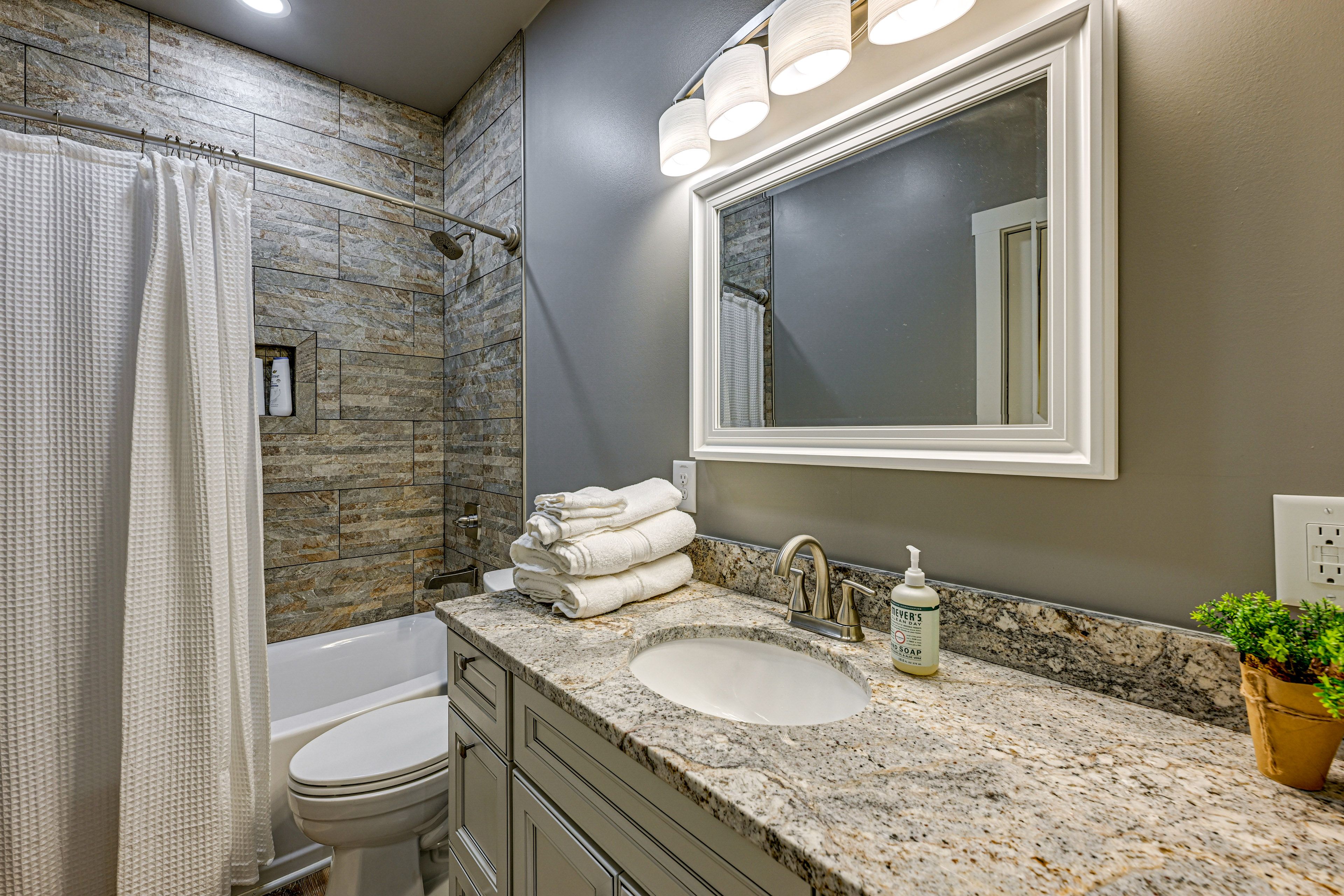 Full Bathroom