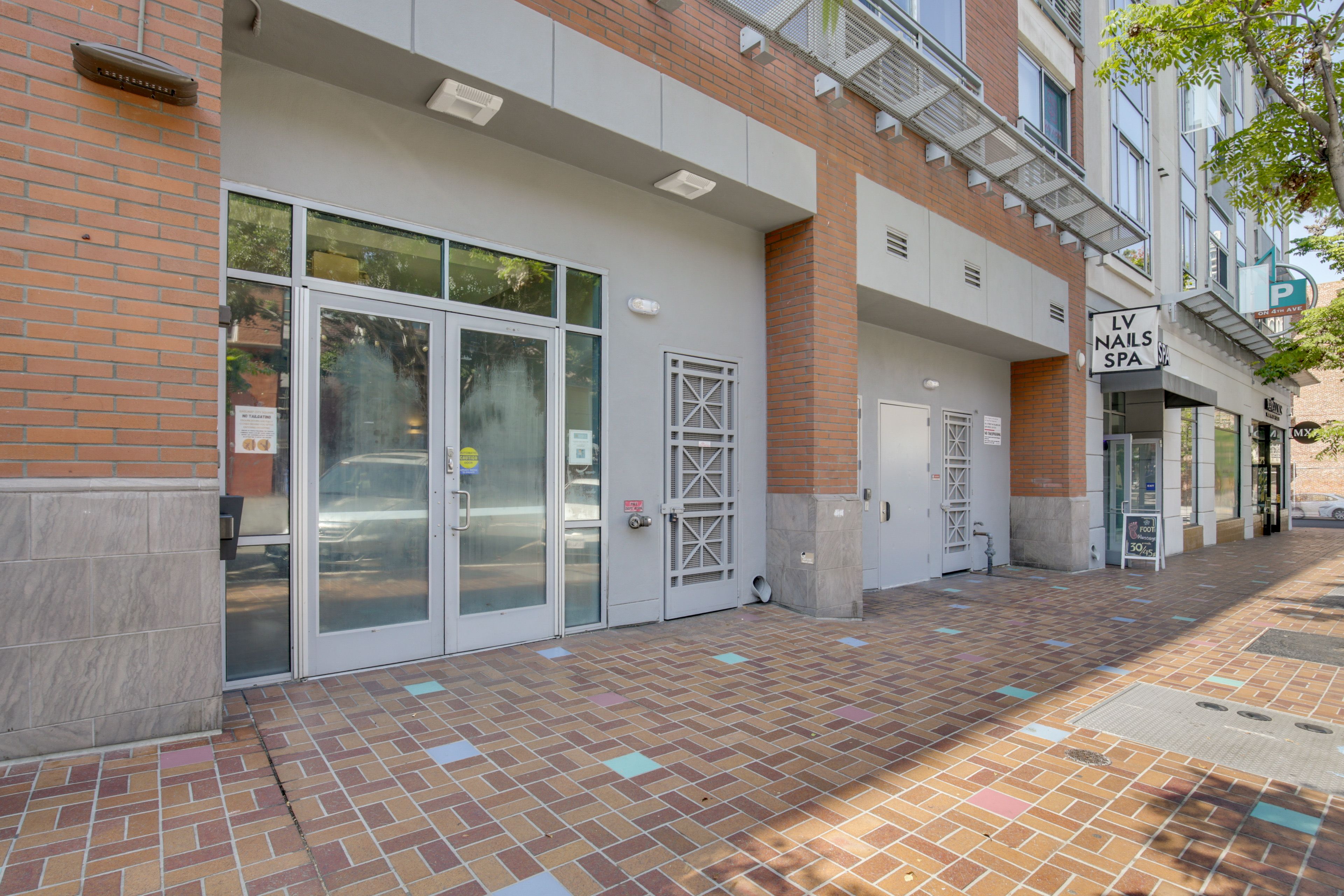 Assigned Parking Space | 1 Vehicle | Guest Parking w/ Addt'l Fee