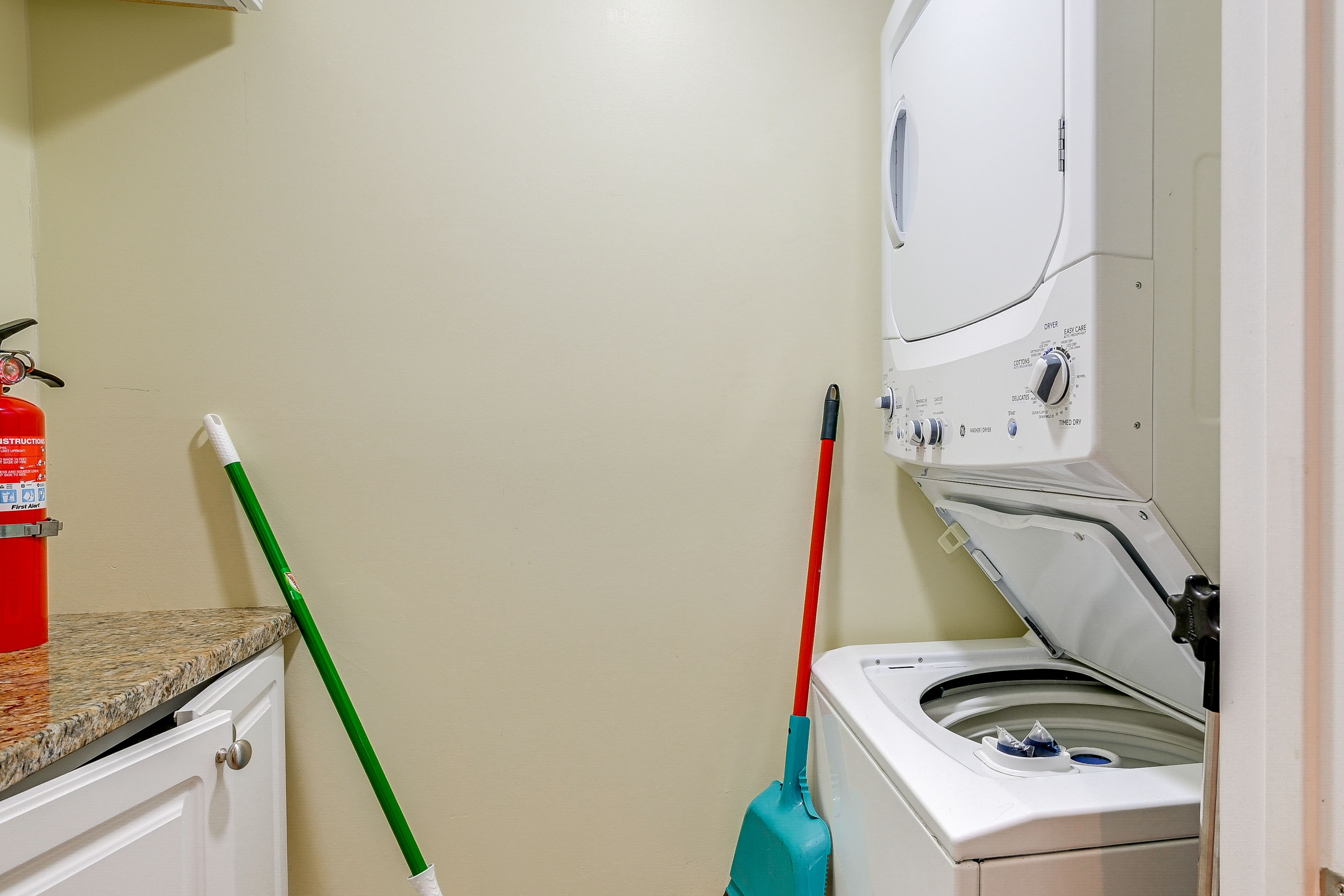 Washer & Dryer