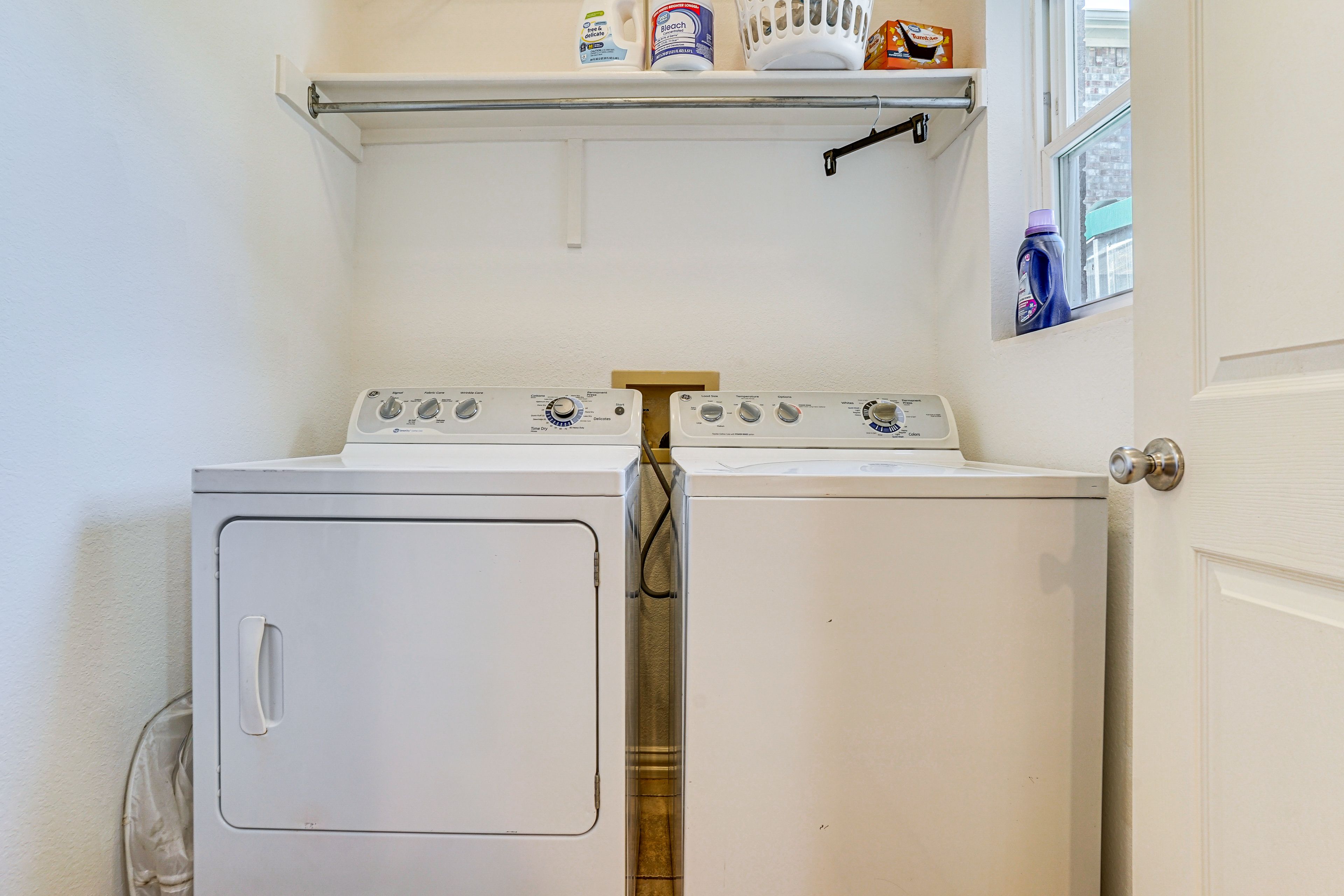 Washer & Dryer