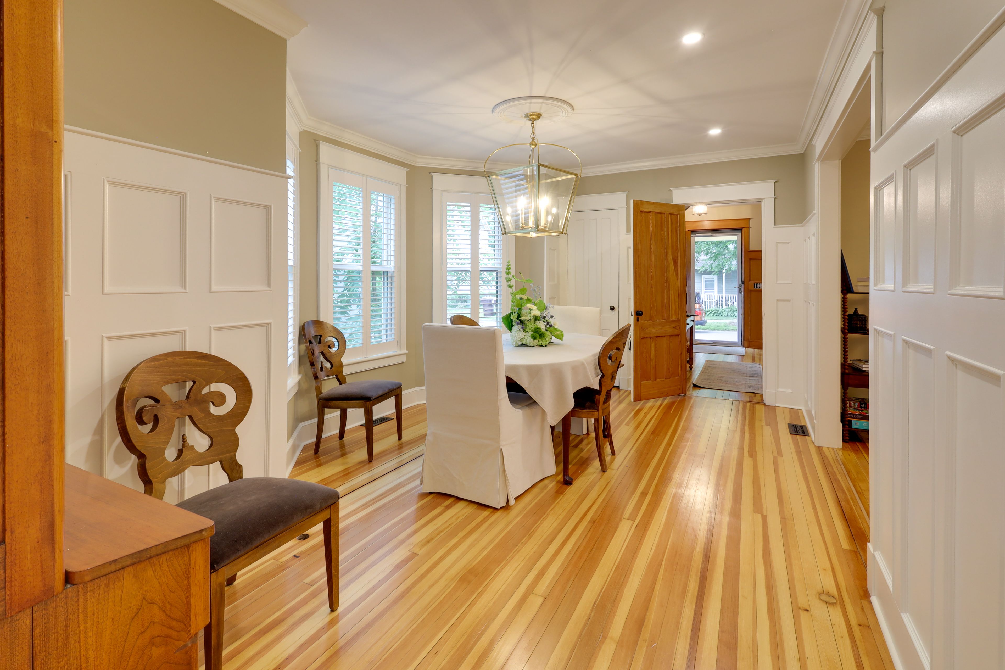 Dining Table | 1st Floor