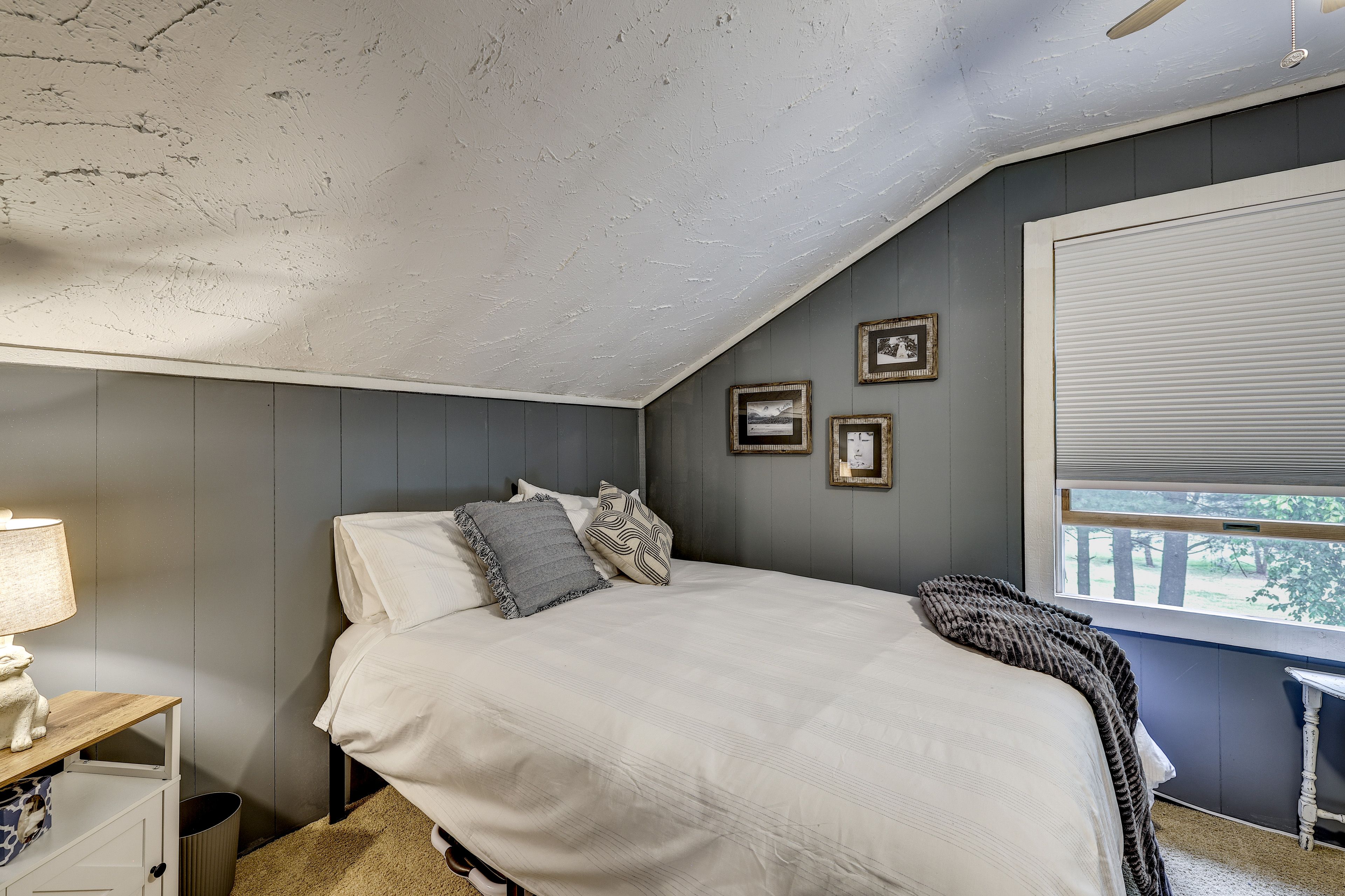 Bedroom 2 | Queen Bed | 2nd Floor
