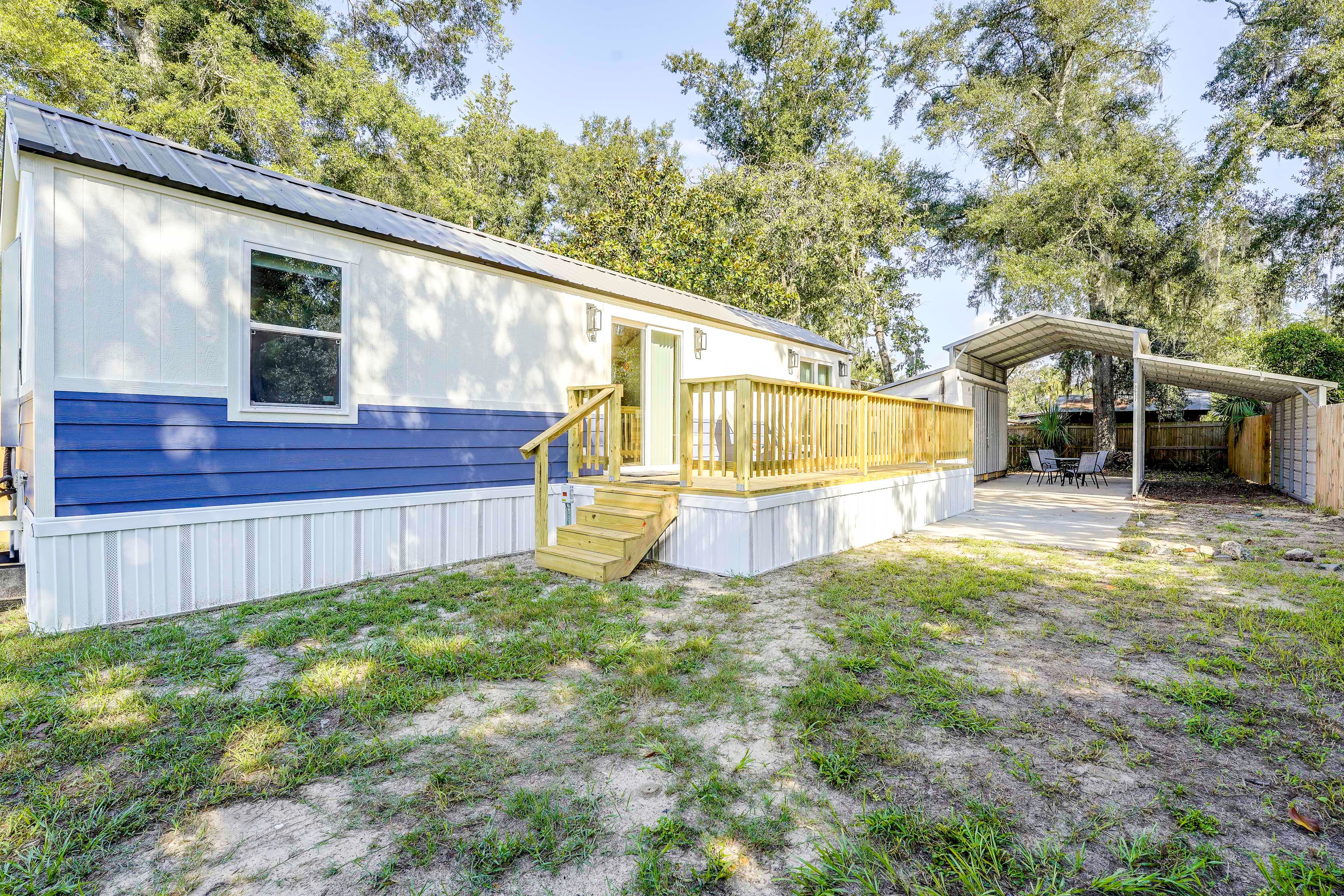 Private Yard | Covered Patio