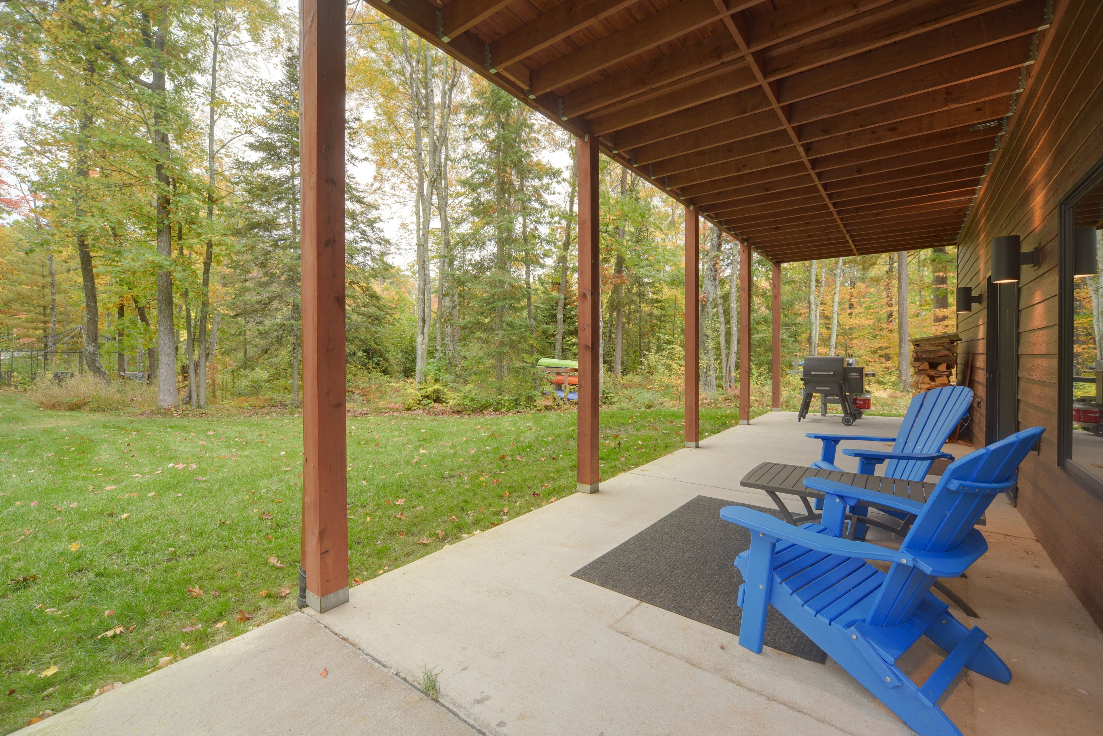 Covered Patio | Grill