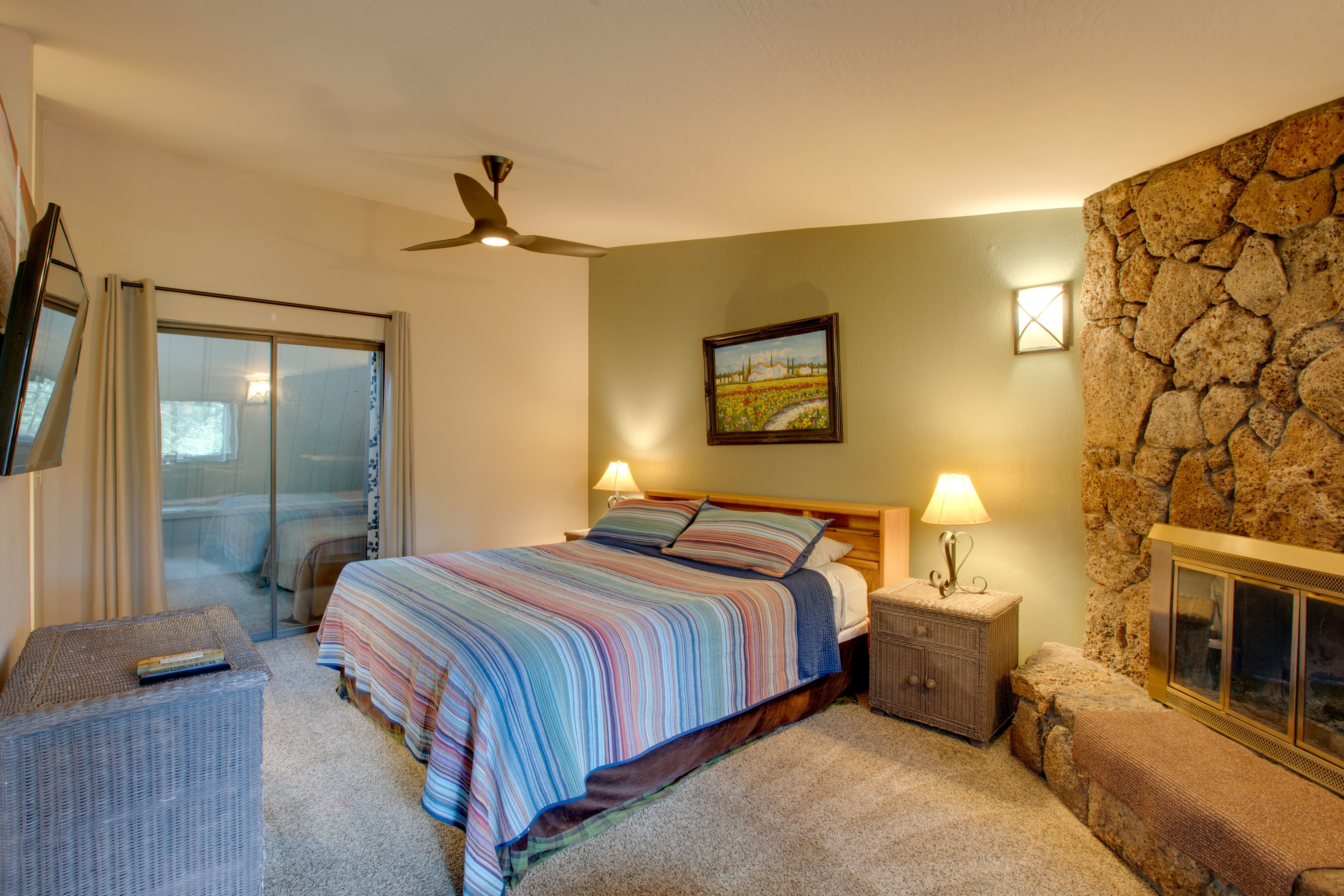 Bedroom 3 | King Bed
