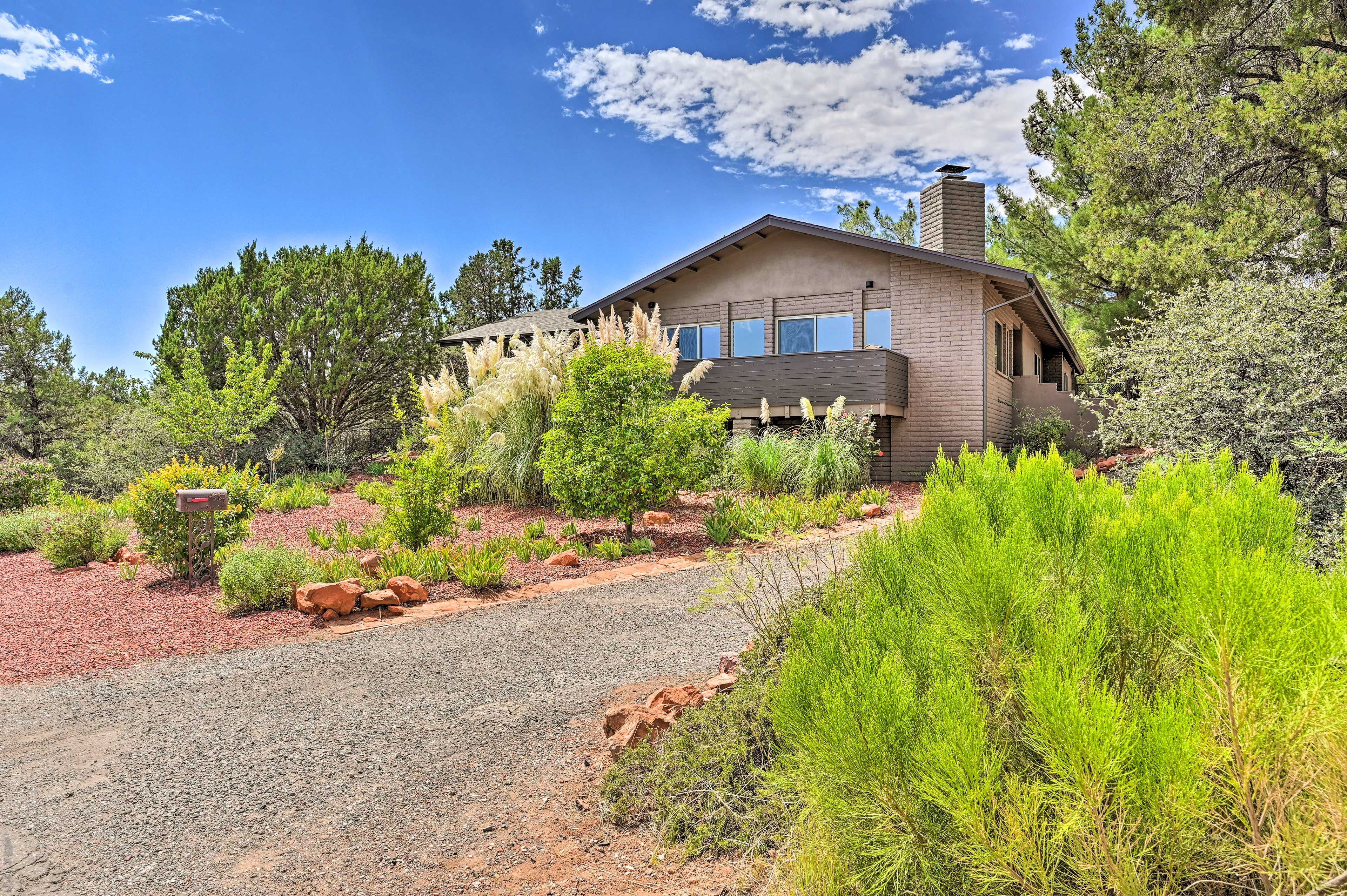 Sedona Vacation Rental | 3BR | 3BA | Main House + Casita | 2,750 Sq Ft