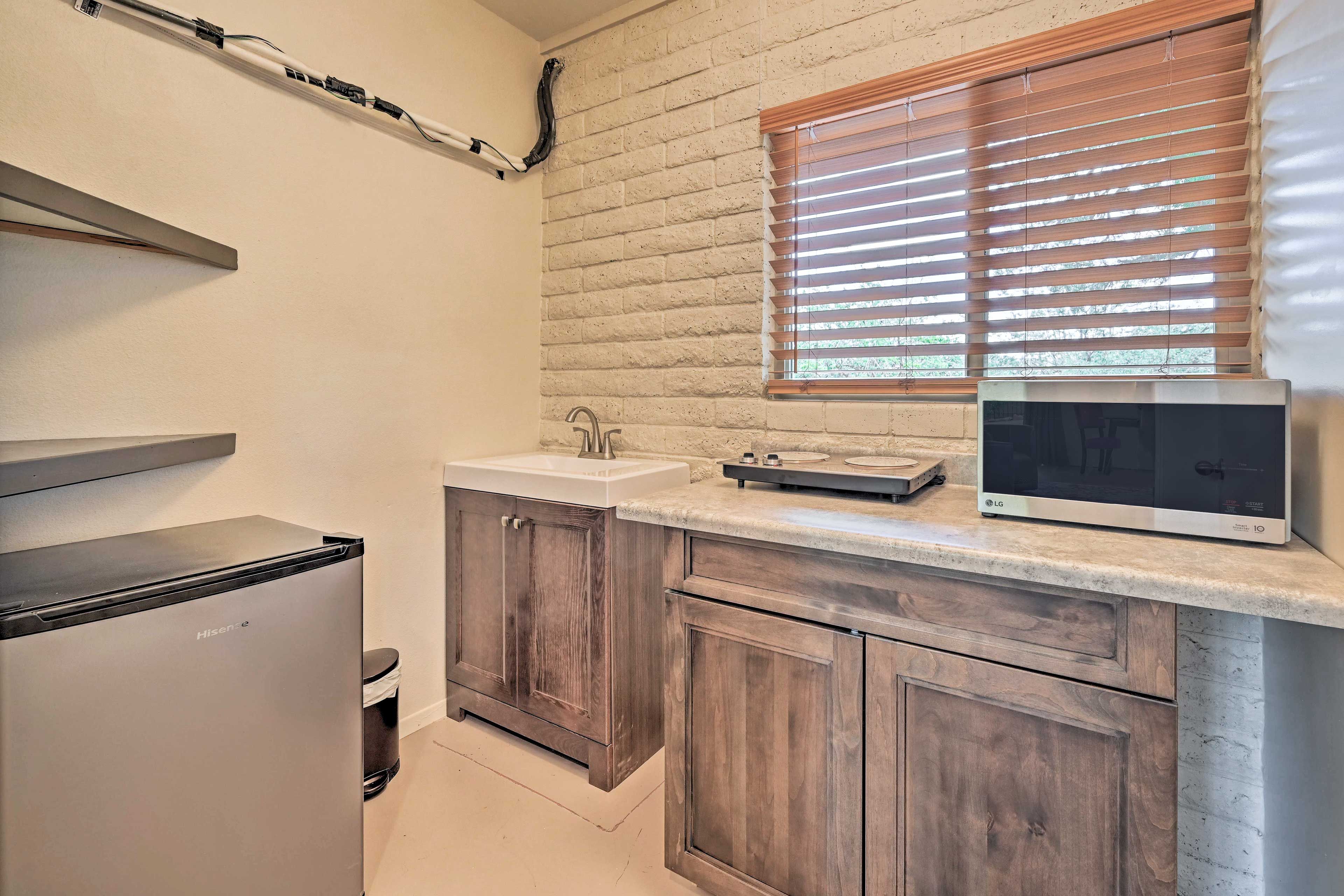 Casita | Kitchenette