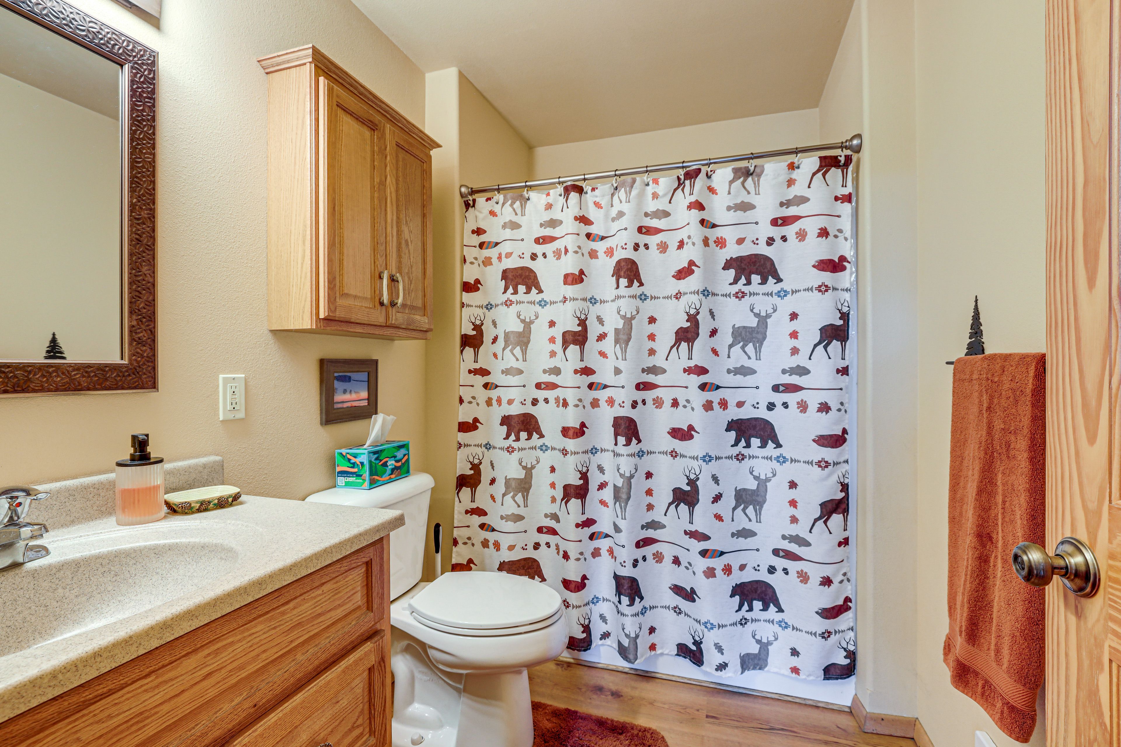 Bathroom | 1st Floor