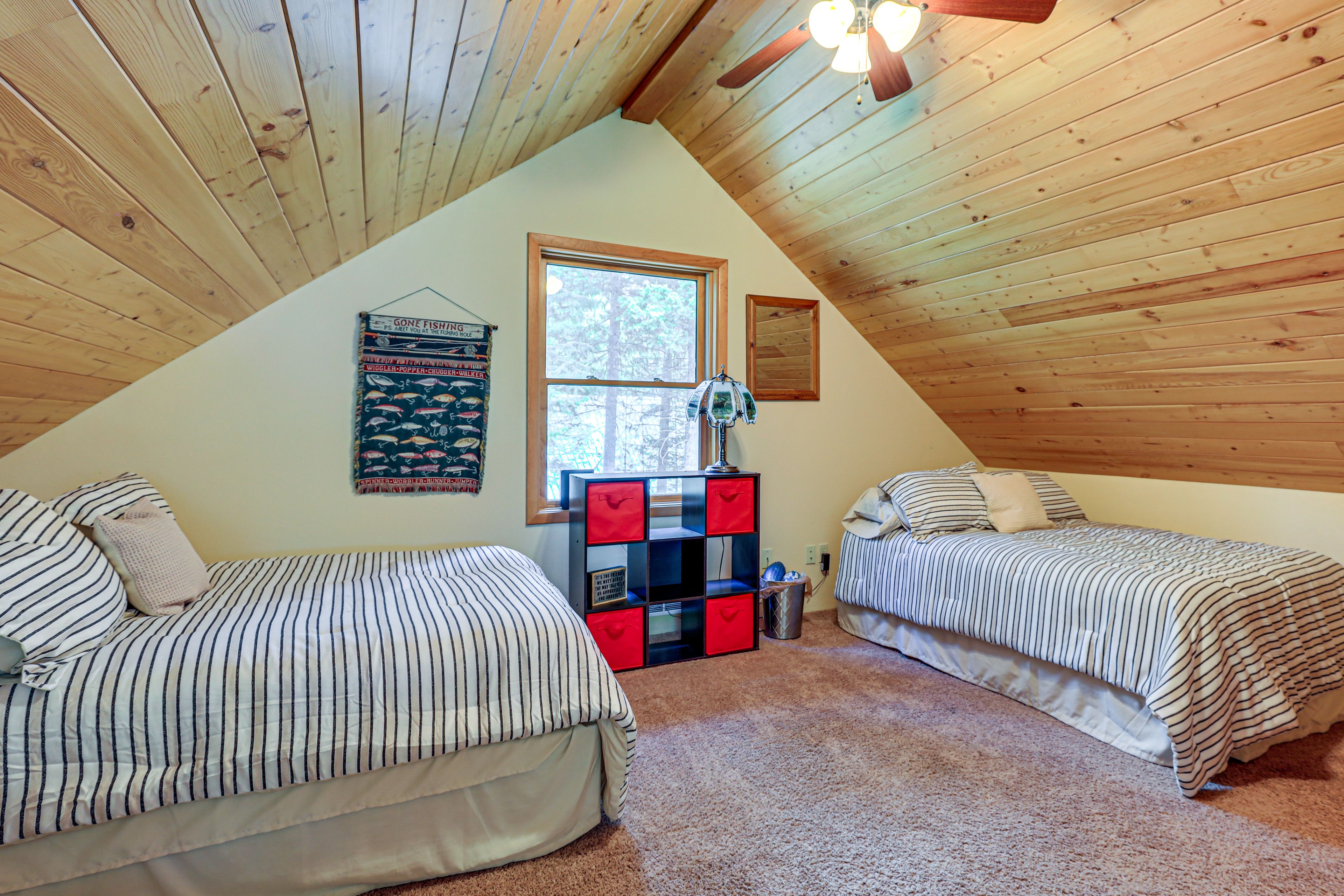 Loft | 2 Queen Beds | 2nd Floor