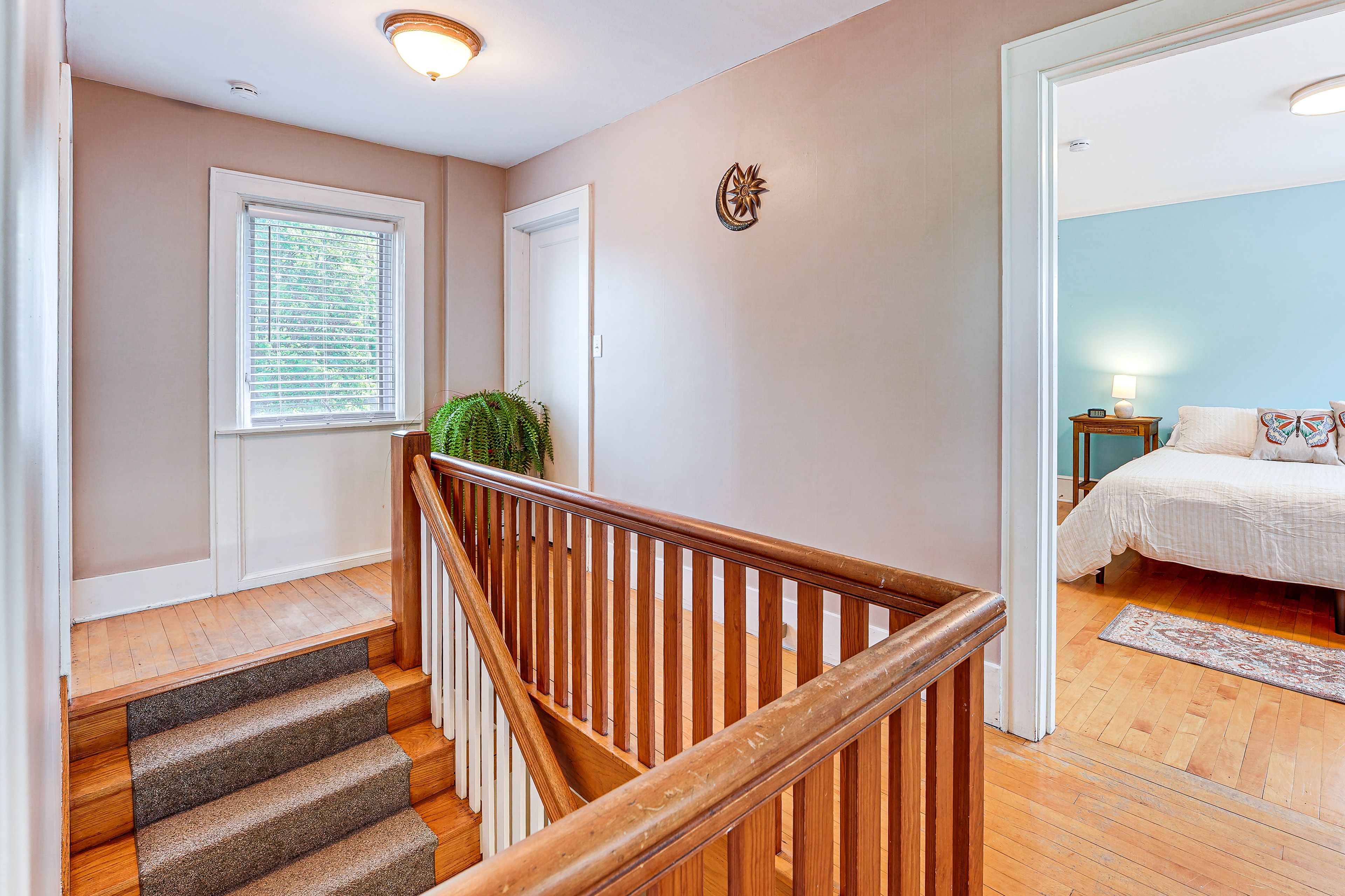 Stairs to 2nd Floor