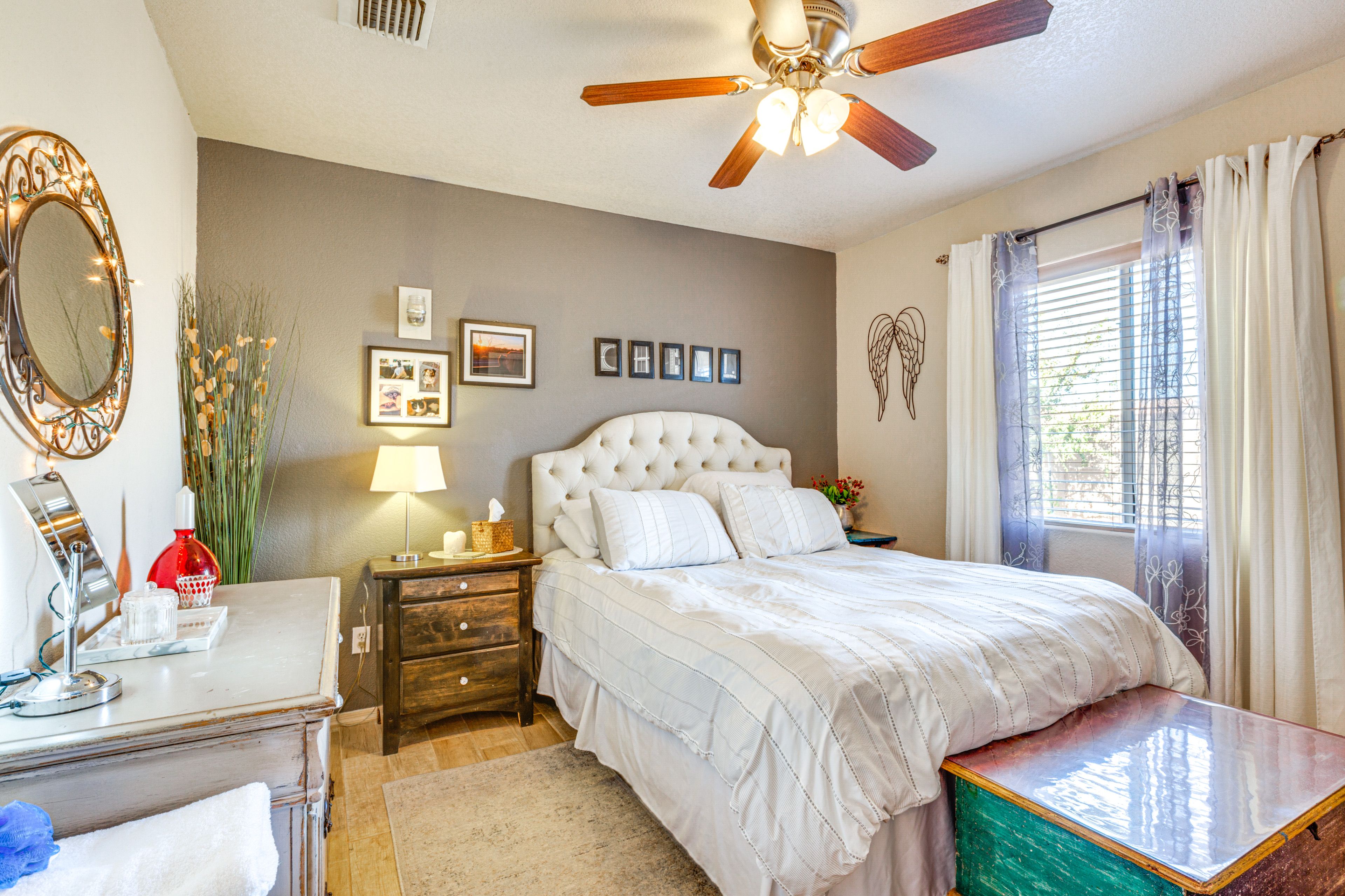 Bedroom 4 | Queen Bed