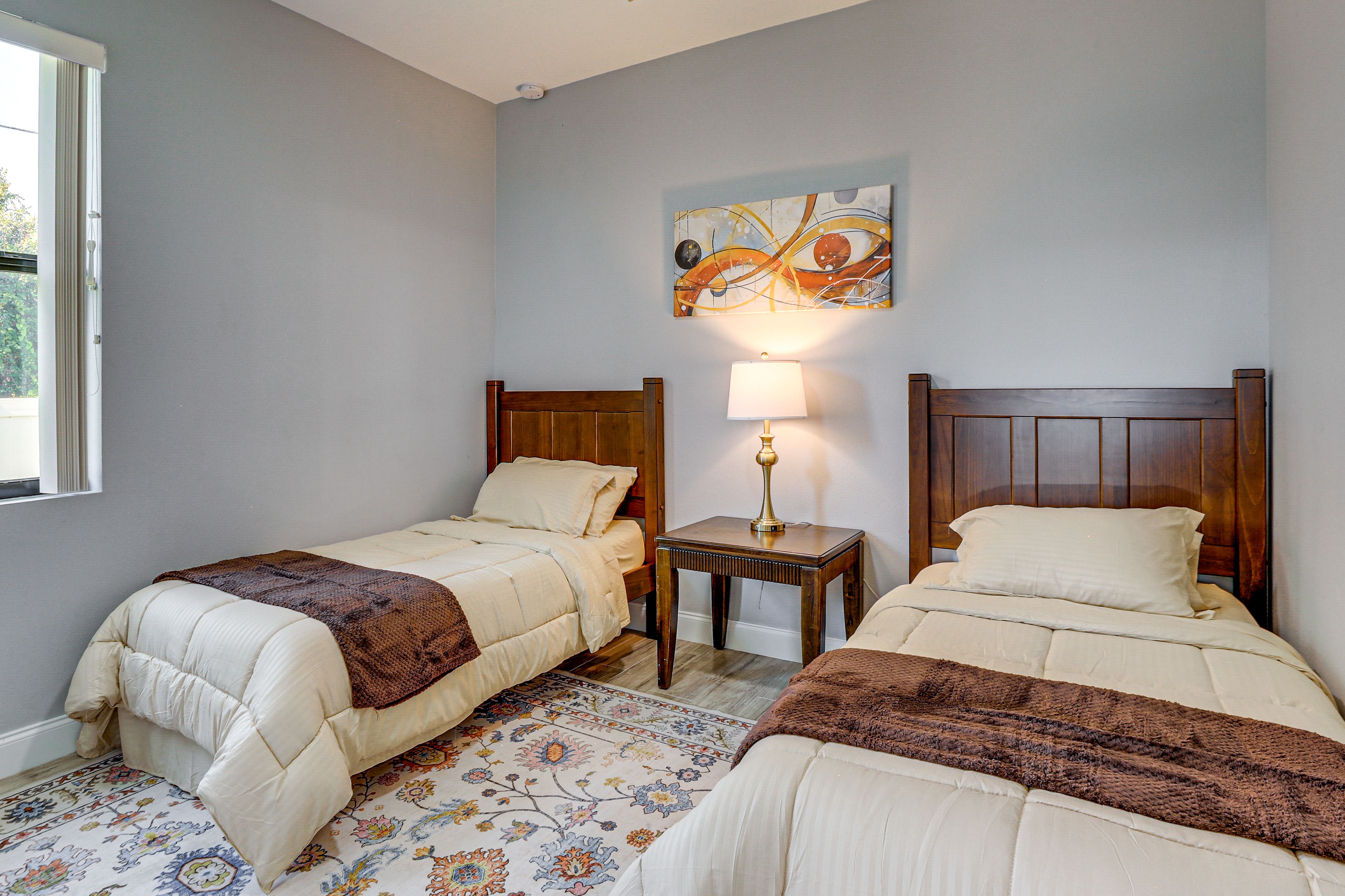 Bedroom 3 | 2 Twin Beds