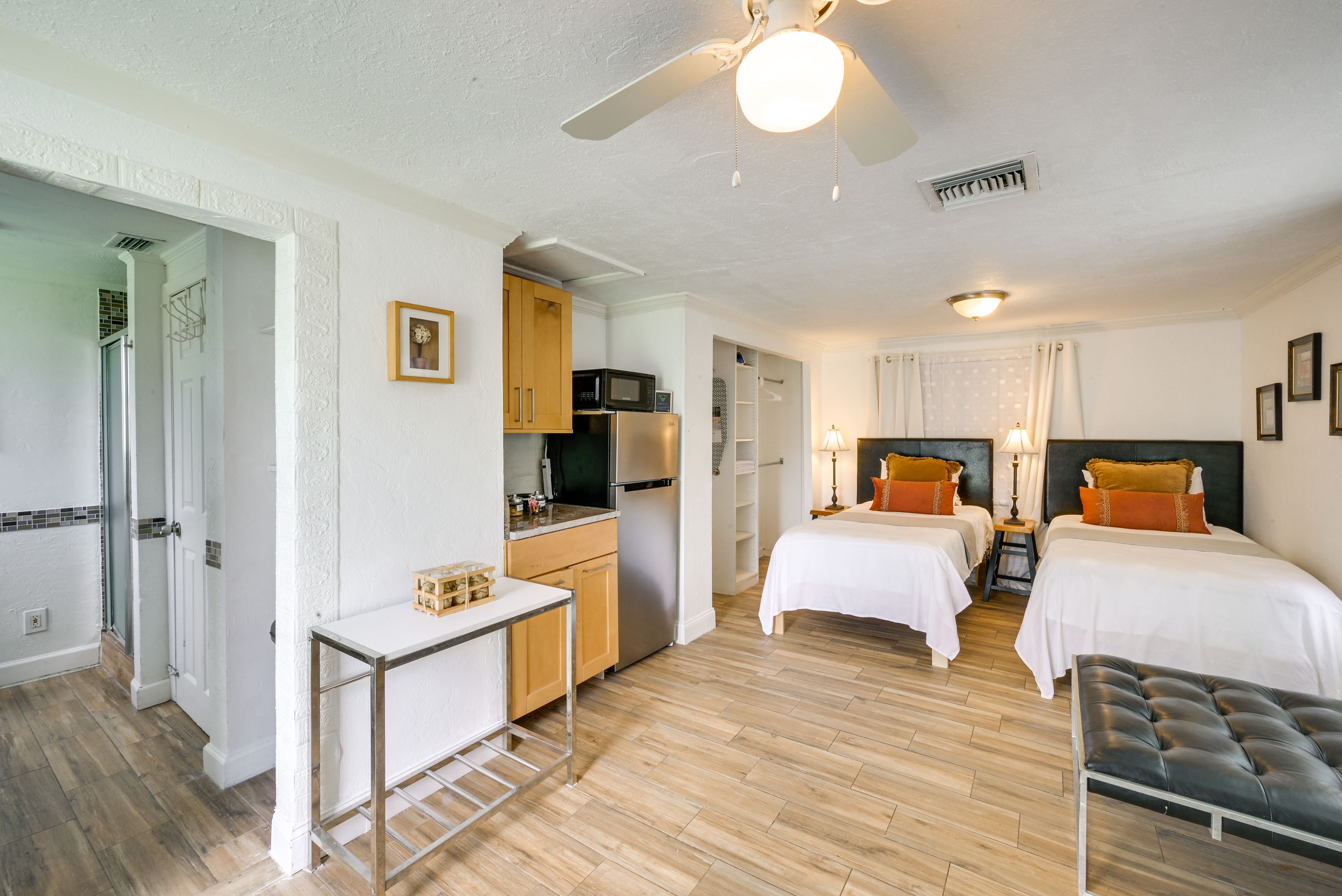 Sarasota Vacation Rental | Studio | 1BA | 500 Sq Ft | Steps to Enter