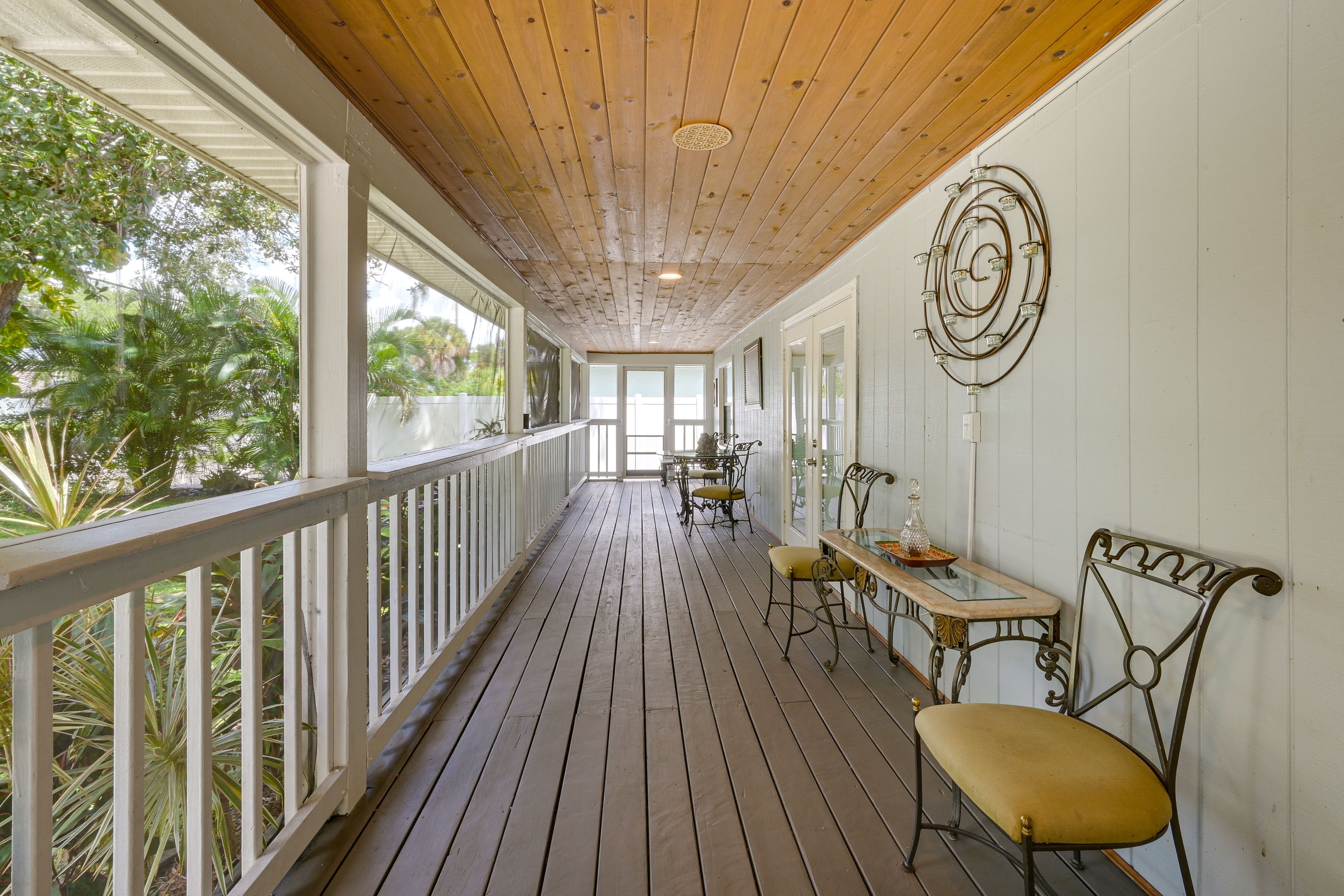 Shared Screened Porch
