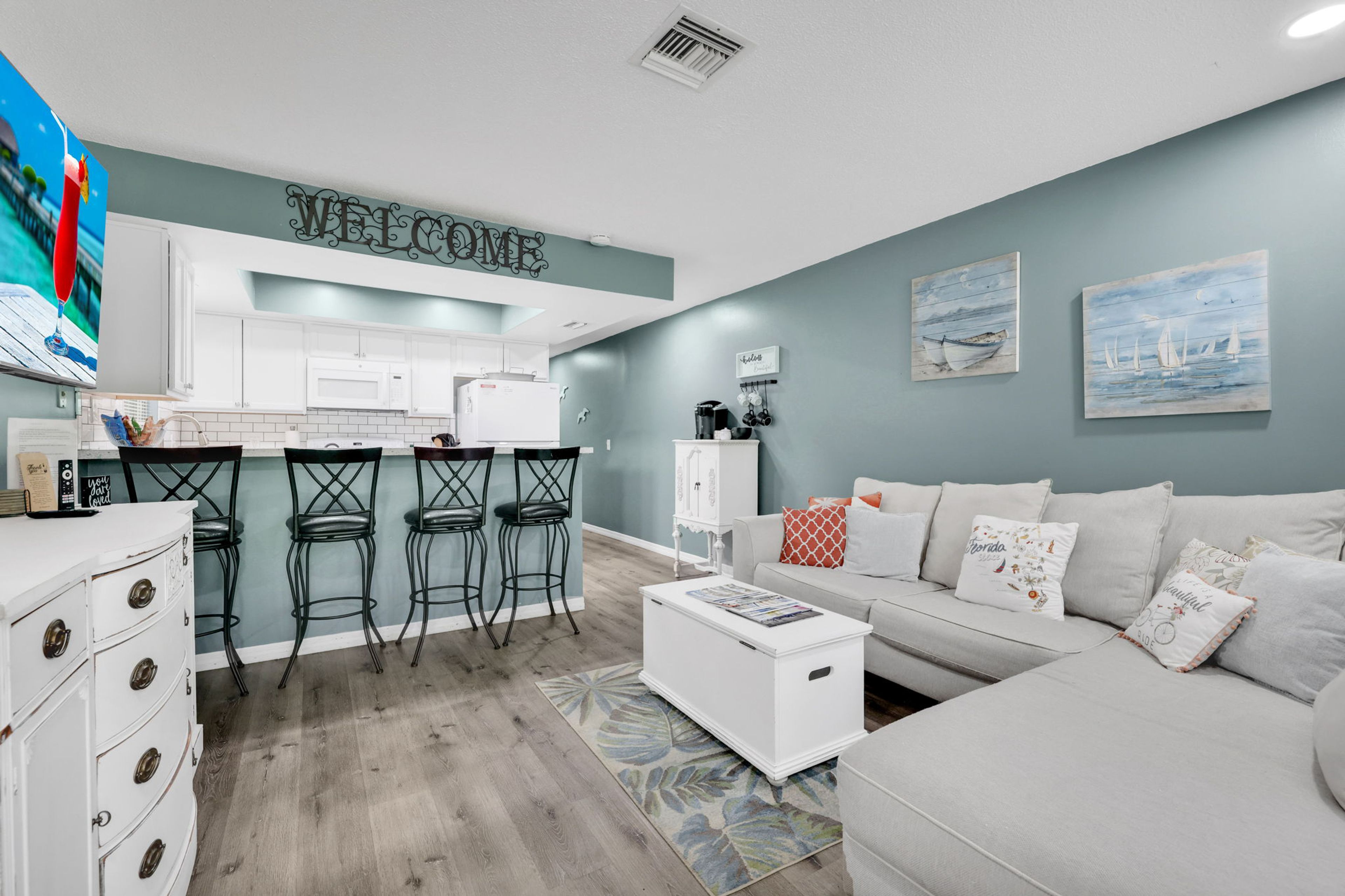 Living Room | Smart TV