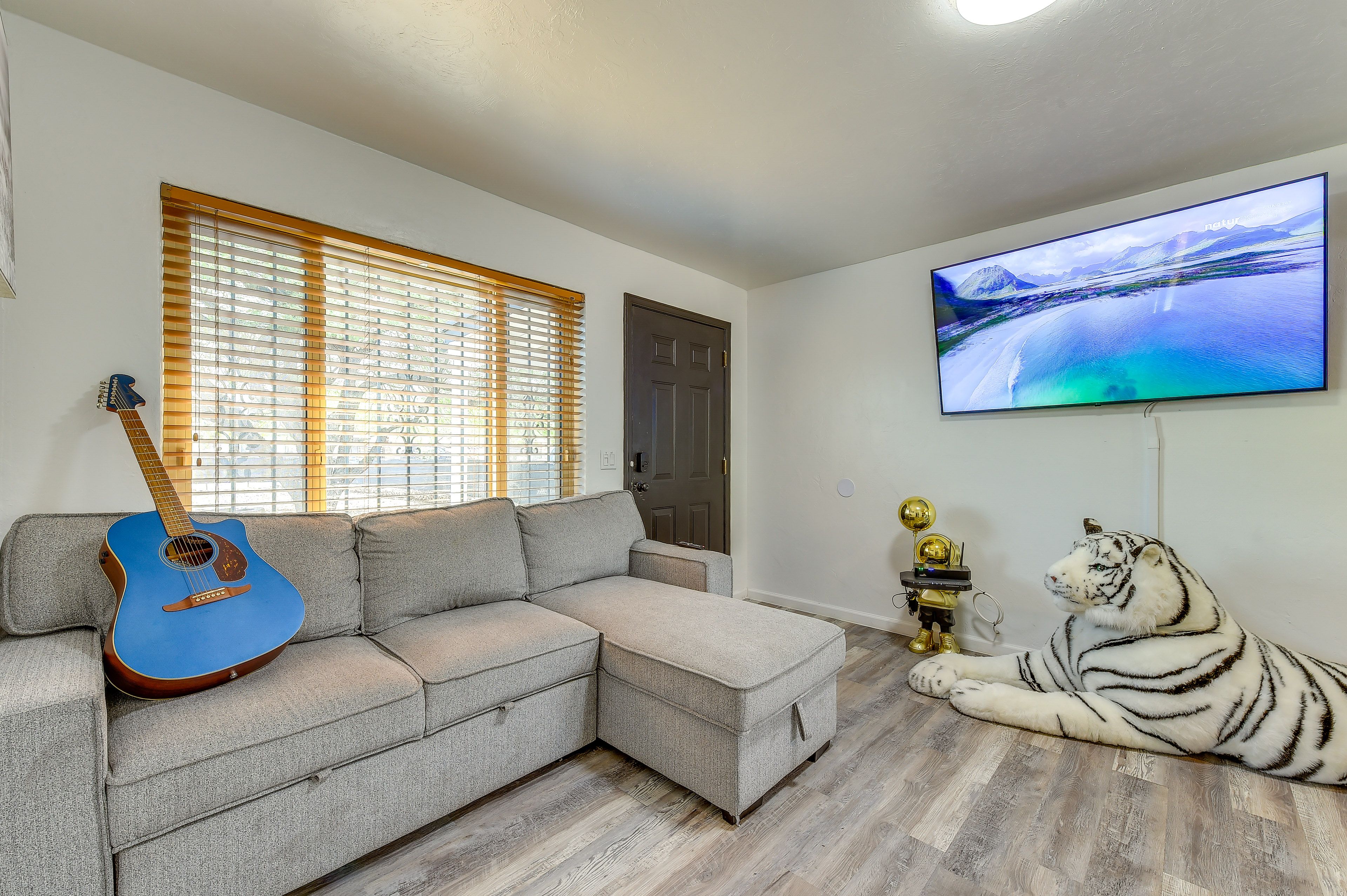 Living Room | Sleeper Sofa