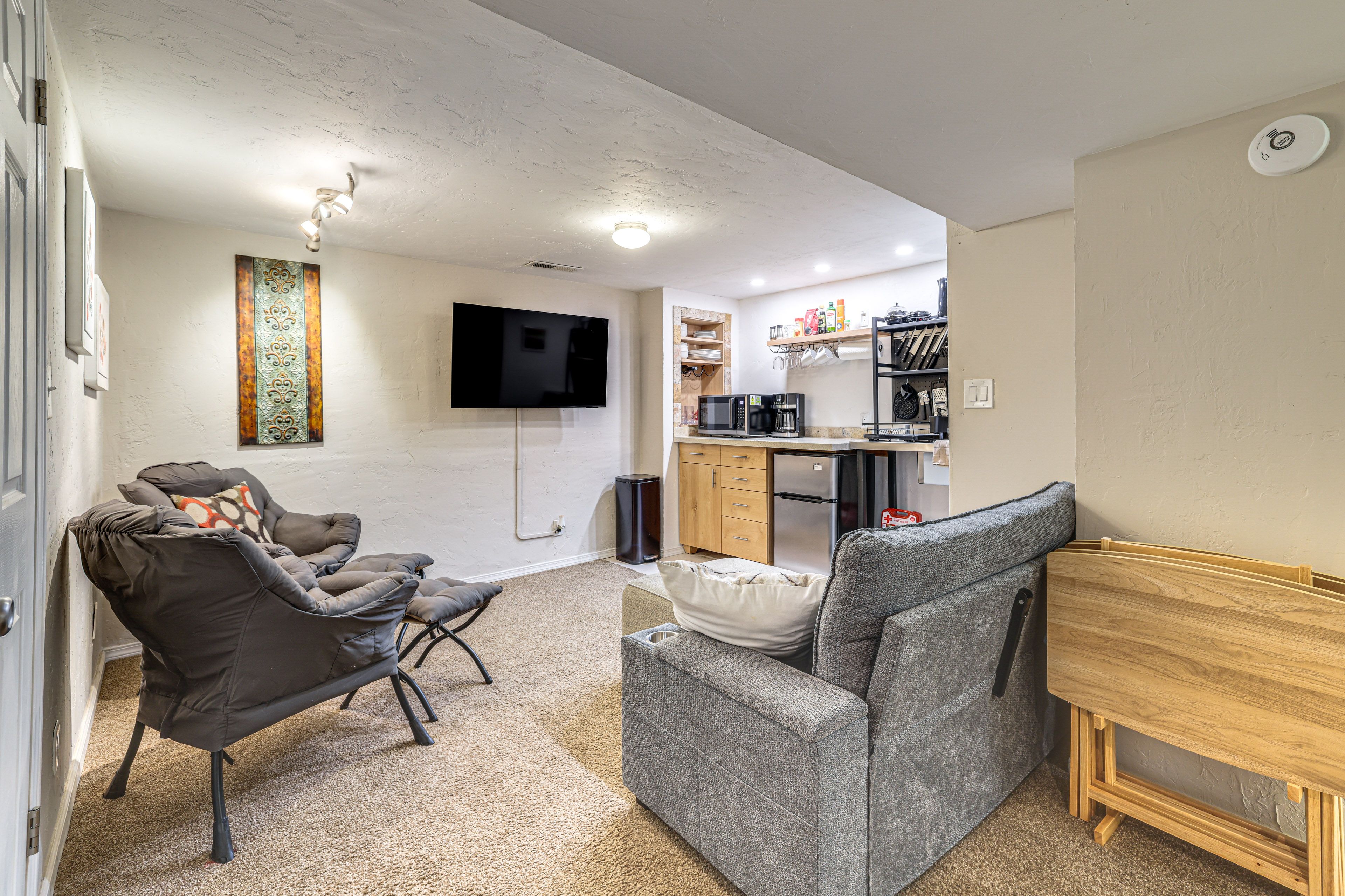 Family Room | Full Sleeper Sofa | Lower Level